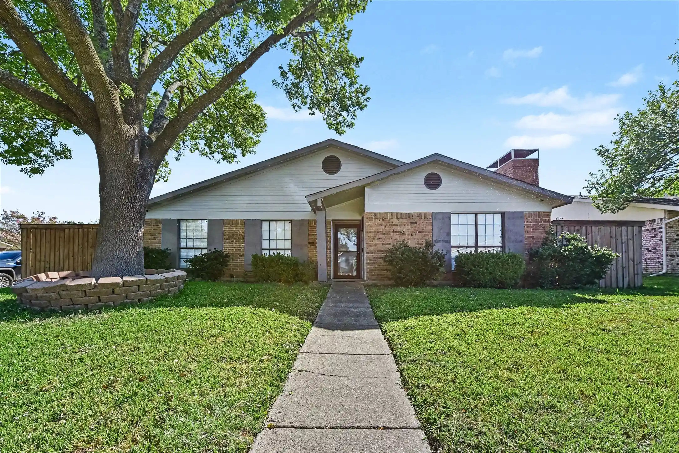 Single family home for sale at 1400 Pecos St, Mesquite, TX 75150 | MLS# 21421244