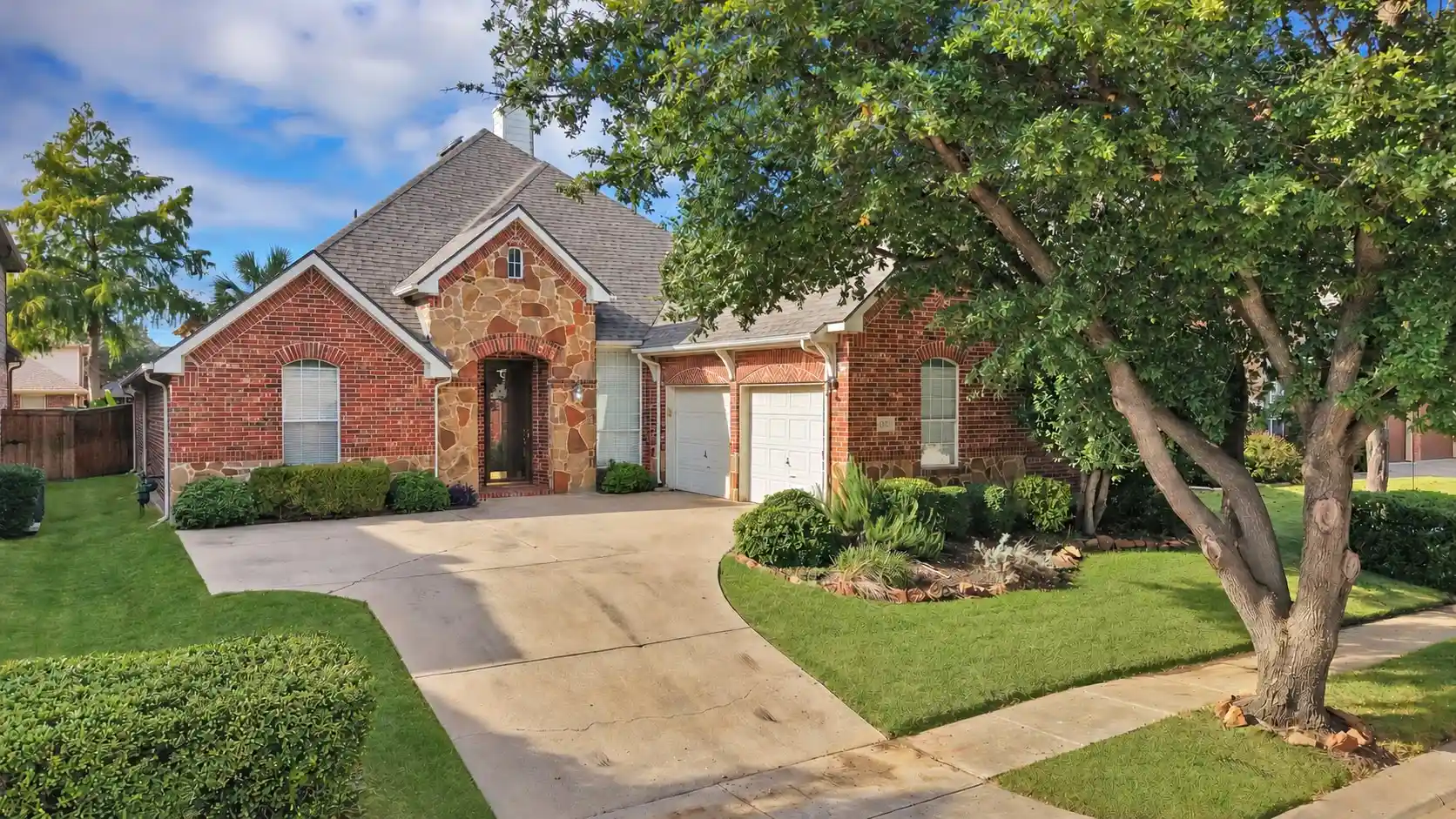 Single family home for sale at 8631 Weston Ln, Lantana, TX 76226 | MLS# 21420322
