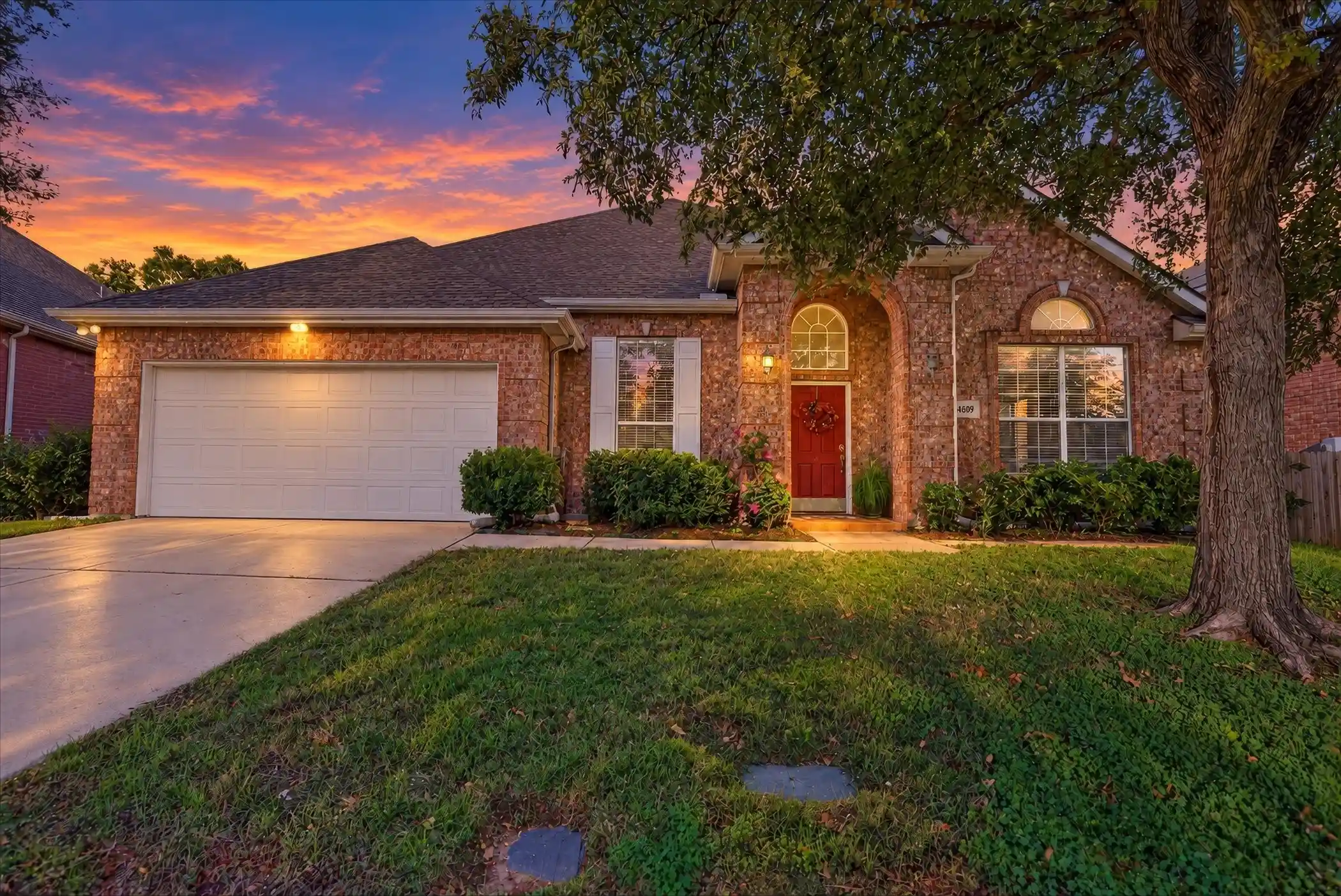 Single family home for sale at 4609 Stockwood Dr, Fort Worth, TX 76135 | MLS# 21422307