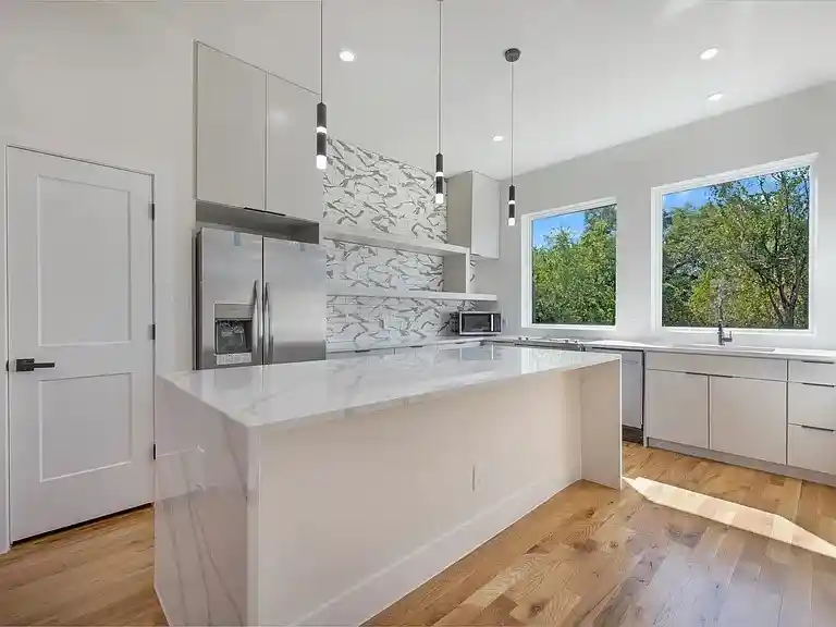Photo 1 of Townhouse for sale at 1122 Muncie Ave, Dallas, TX 75212 | MLS# 21422287 | Listing updated on 2026-10-28