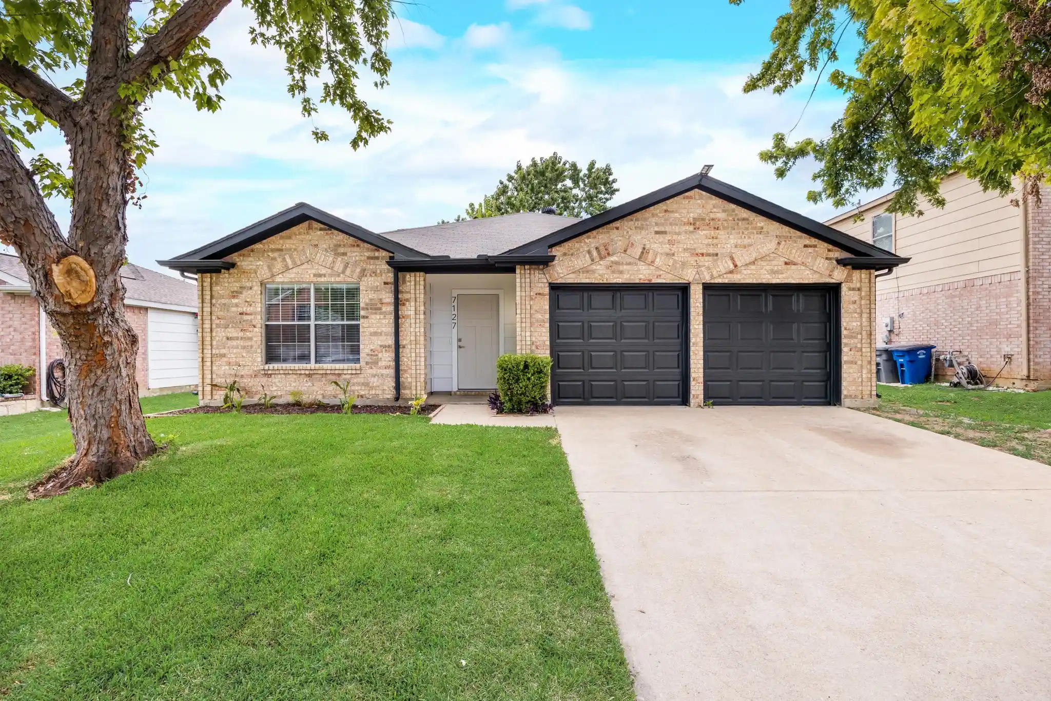 Single family home for sale at 7127 Larkin Dr, Dallas, TX 75227 | MLS# 21422363