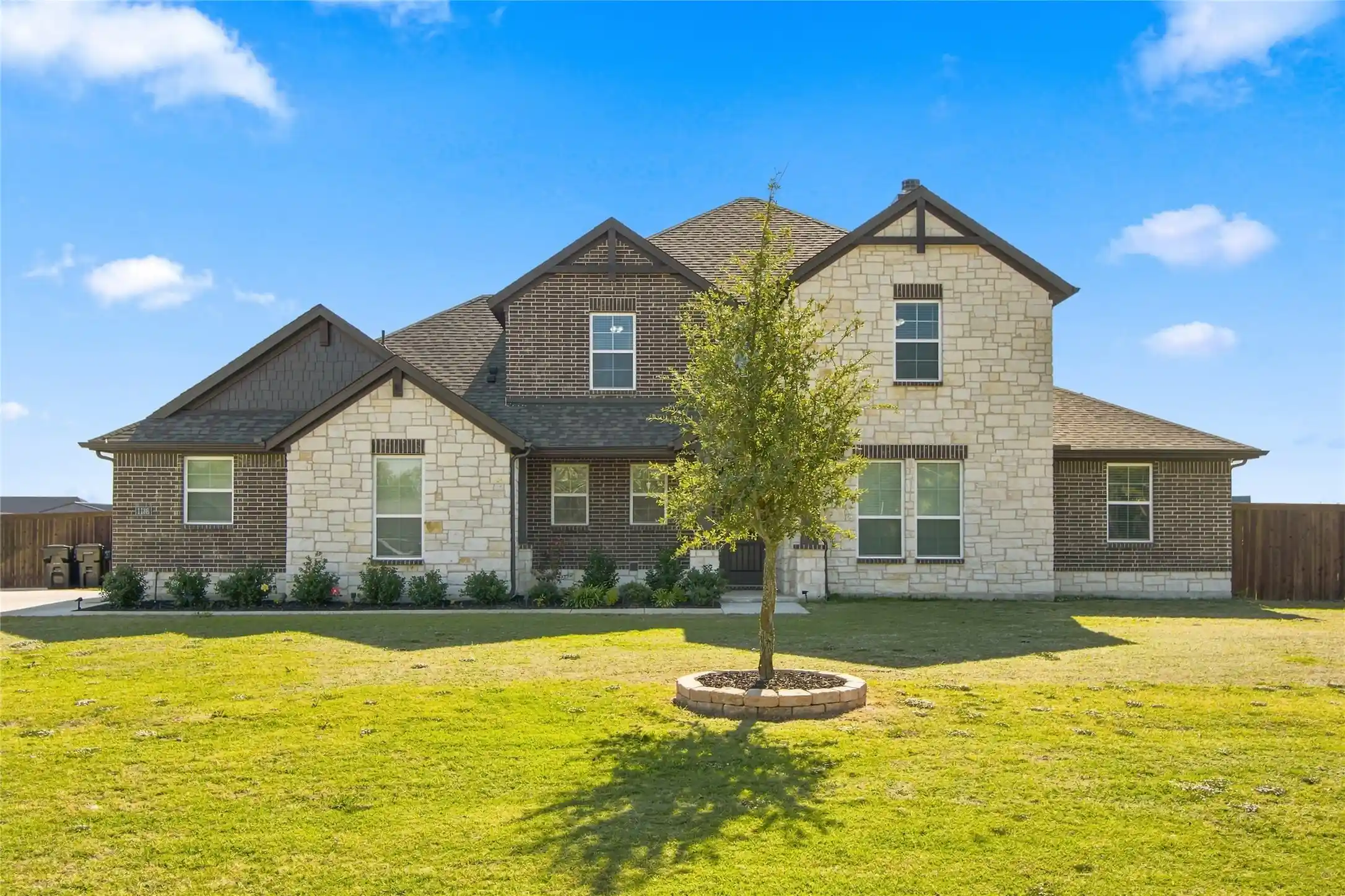 Single family home for sale at 1138 Cr 138 Rd, Oak Ridge, TX 75161 | MLS# 21420715