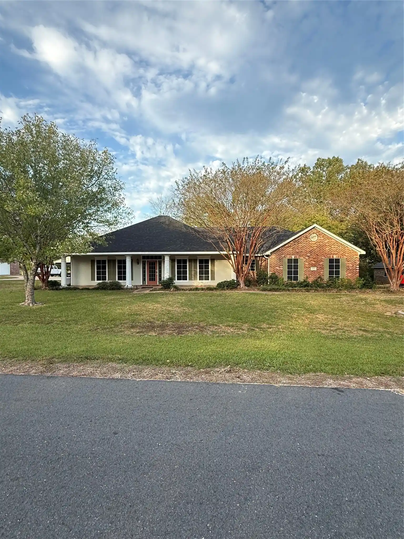 Photo 1 of Single family home for sale at 456 Sandpiper Ln, Stonewall, LA 71078 | MLS# 21412699 | Listing updated on 2026-10-28