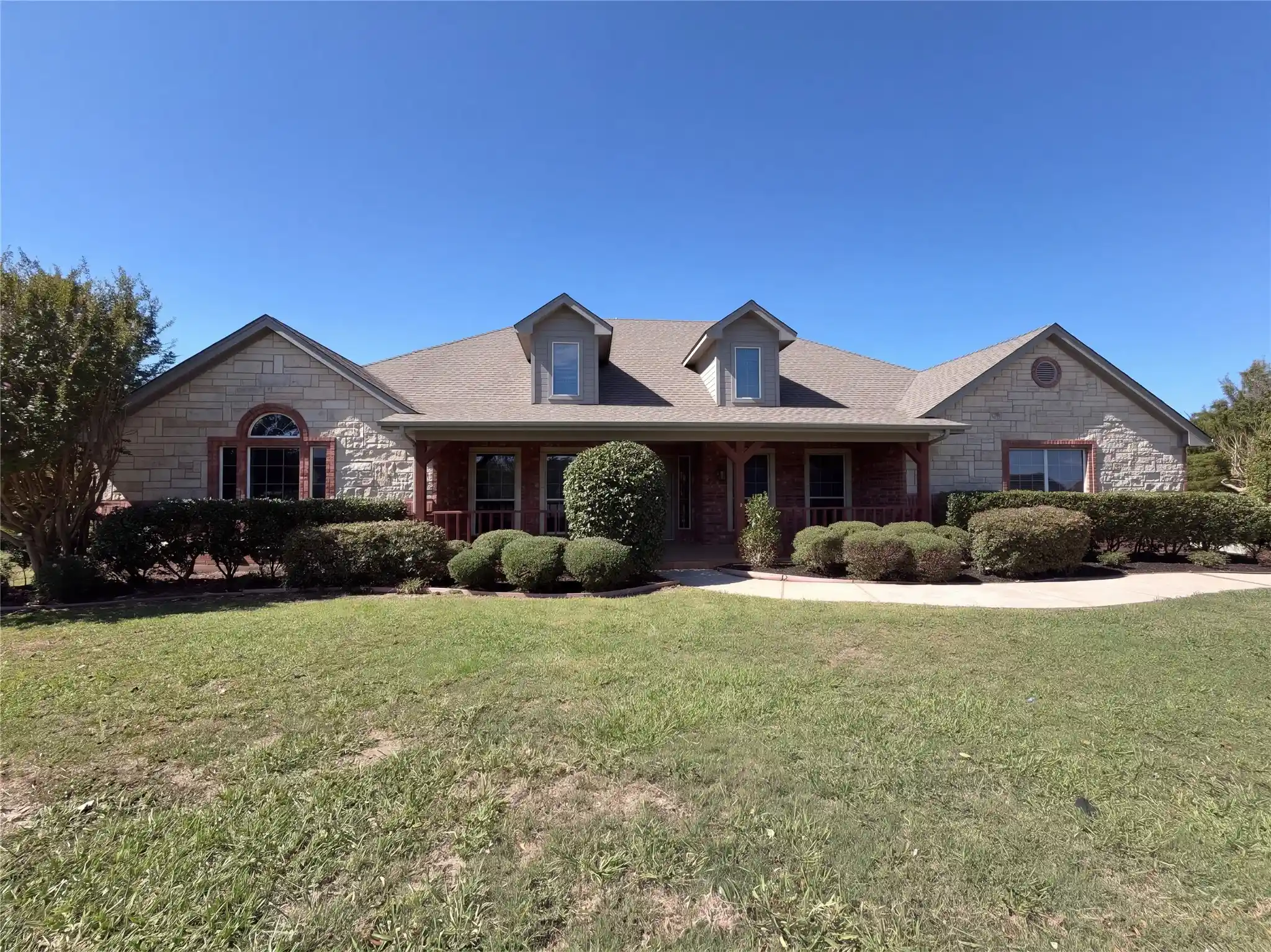 Photo 1 of Single family home for sale at 107 Lacey Ct, Decatur, TX 76234 | MLS# 21421415 | Listing updated on 2026-10-28