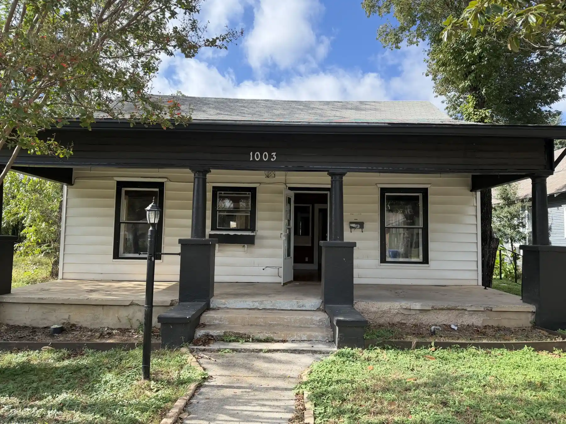 Photo 1 of Single family home for sale at 1003 3rd Street, Brownwood, TX 76801 | MLS# 21422463 | Listing updated on 2026-10-28