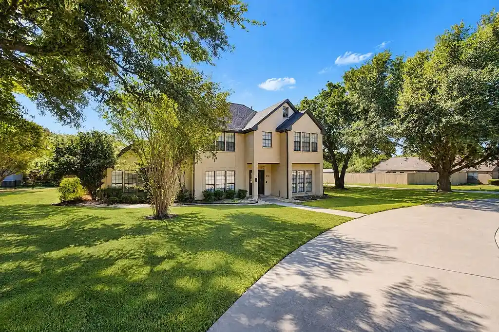 Single family home for sale at 8781 Crestview Dr, Frisco, TX 75033 | MLS# 21420977