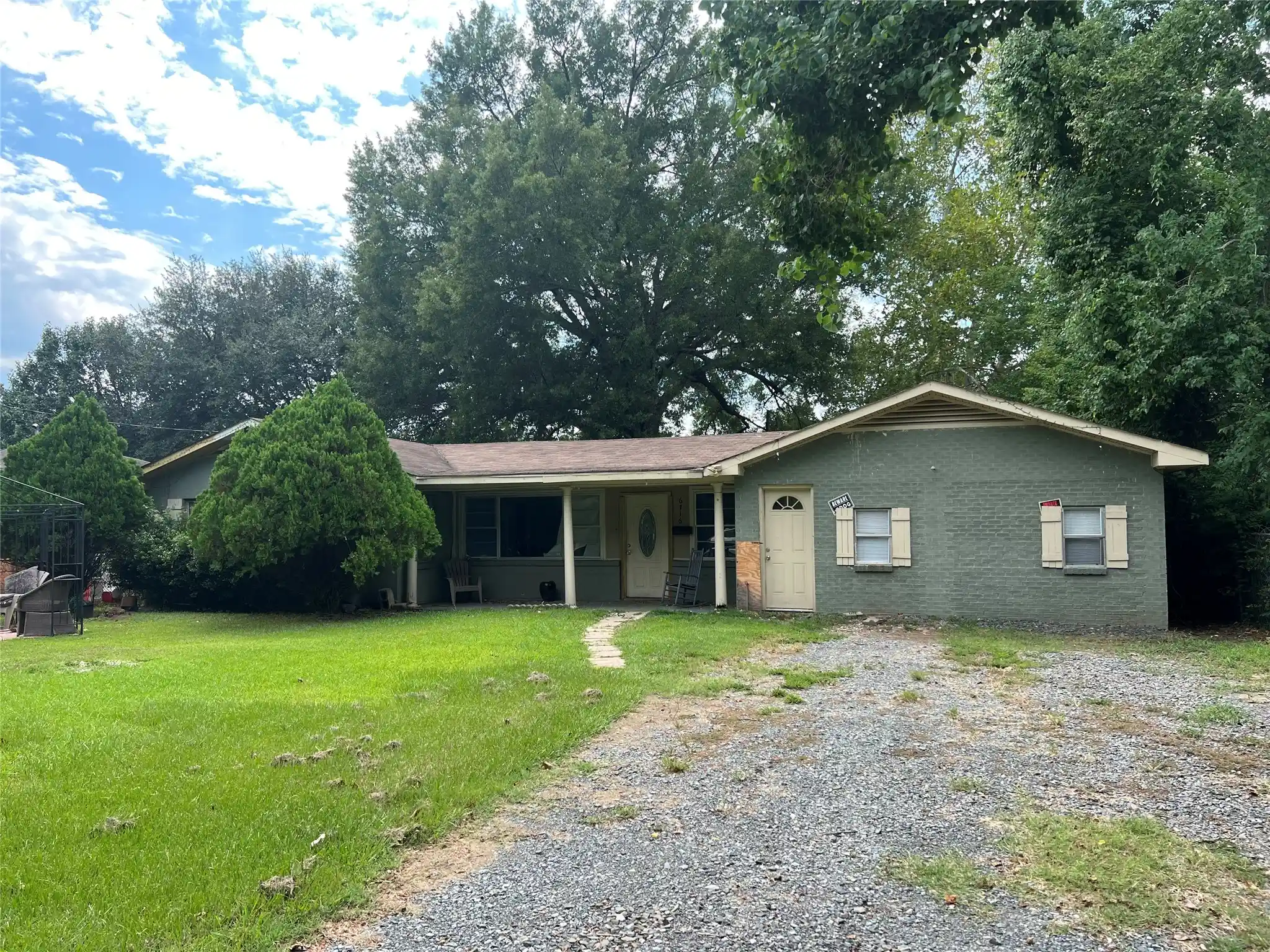 Photo 1 of Single family home for sale at 6716 Burke St, Shreveport, LA 71108 | MLS# 21422129 | Listing updated on 2026-10-28