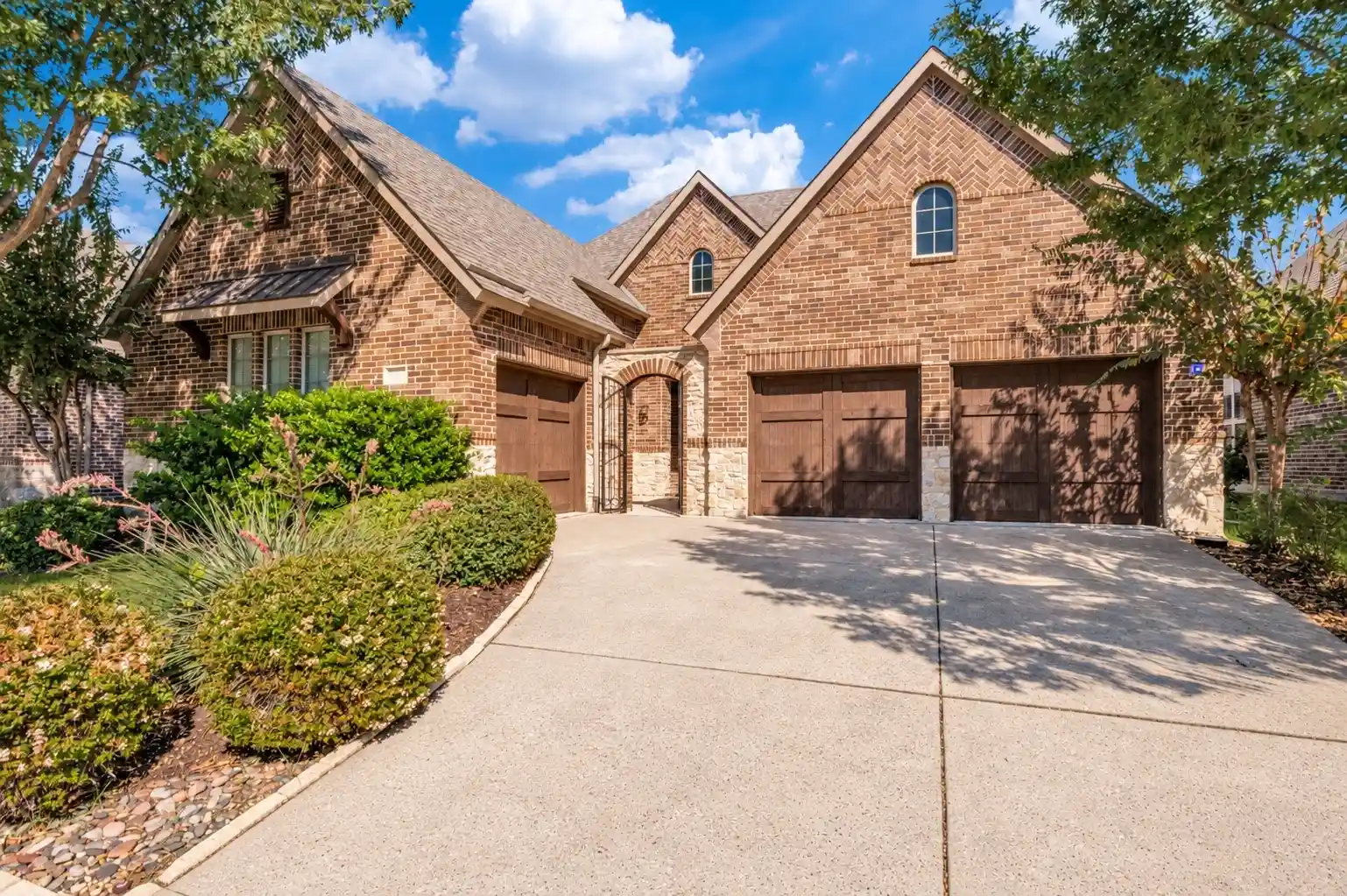 Single family home for sale at 3213 Balmerino Ln, The Colony, TX 75056 | MLS# 21420864