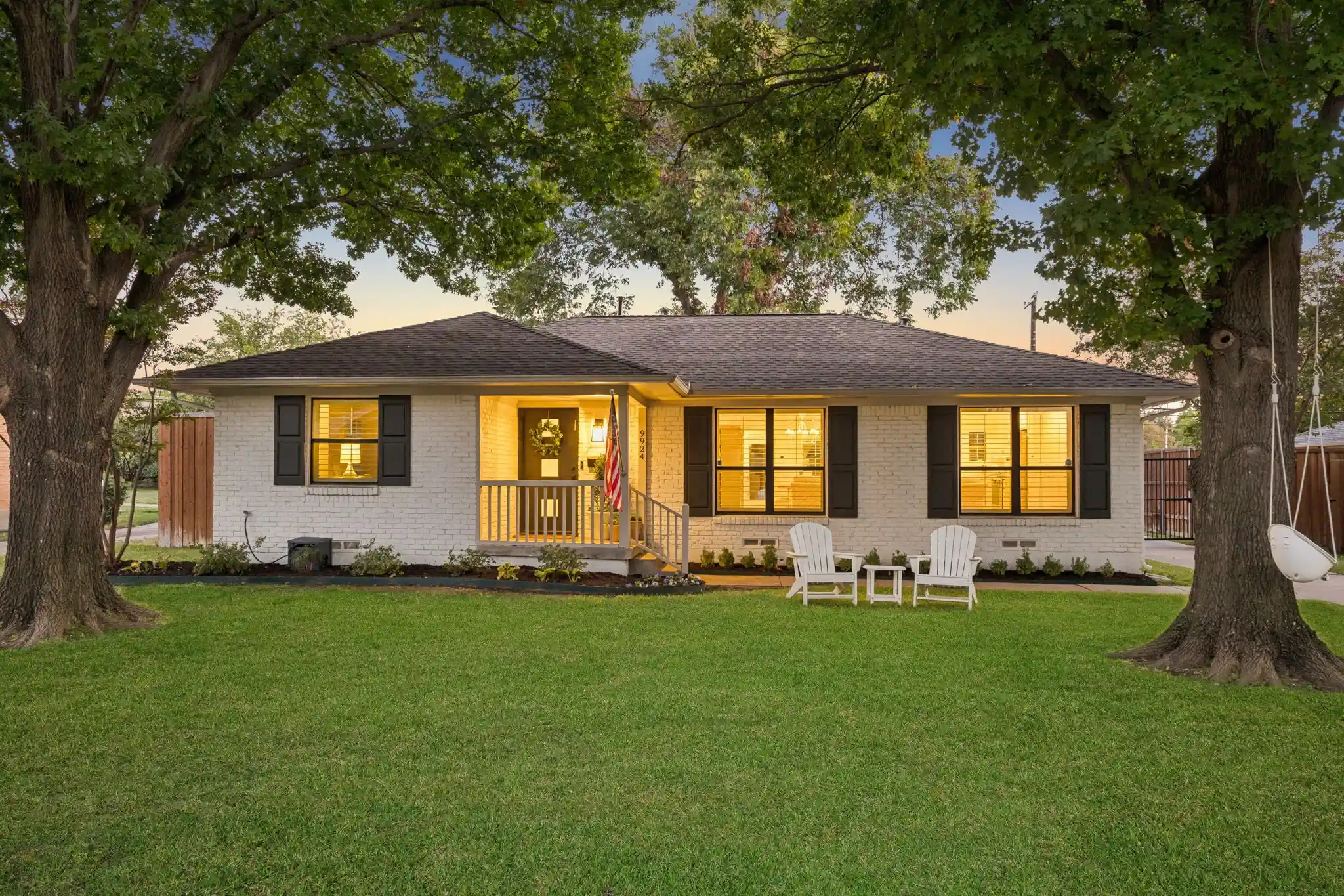 Photo 1 of Single family home for sale at 9924 Parkford Dr, Dallas, TX 75238 | MLS# 21422586 | Listing updated on 2026-10-28