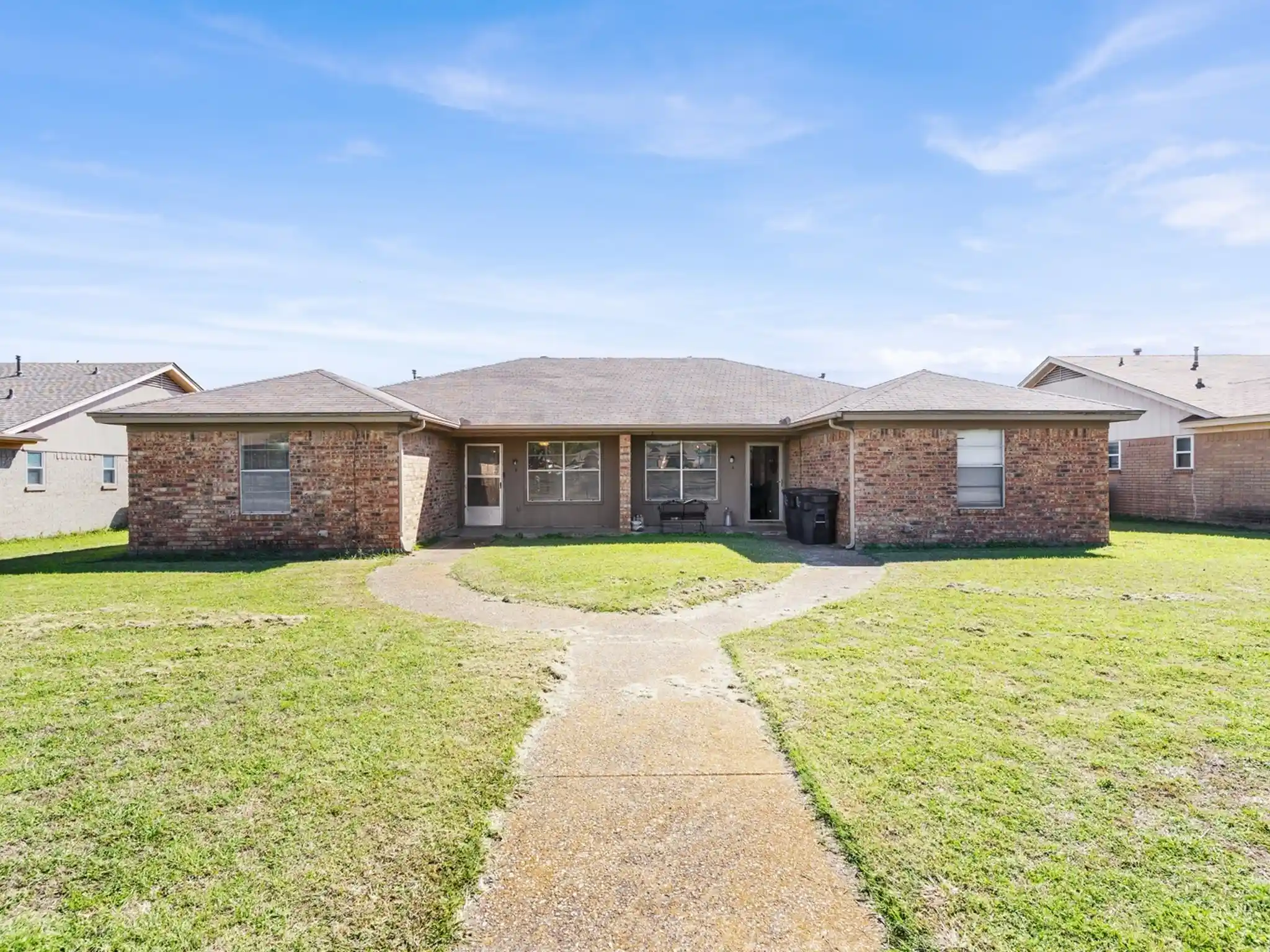Photo 1 of Multi family home for sale at 1308 N Nolan River Rd, Cleburne, TX 76033 | MLS# 21416856 | Listing updated on 2026-10-28