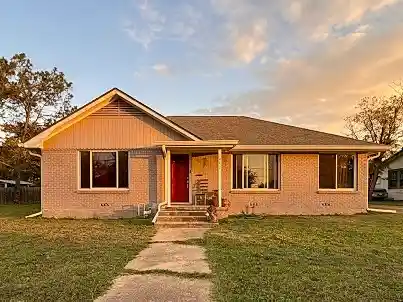 Photo 1 of Single family home for sale at 602 Park St, Gatesville, TX 76528 | MLS# 21416168 | Listing updated on 2026-10-28