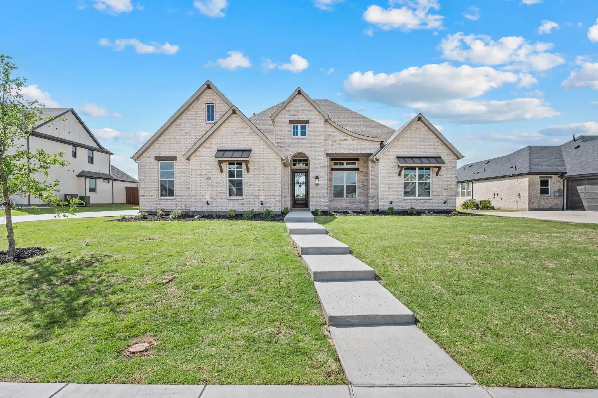 Photo 1 of Single family home for sale at 309 Wimberley Dr, Haslet, TX 76052 | MLS# 21422766 | Listing updated on 2026-10-28