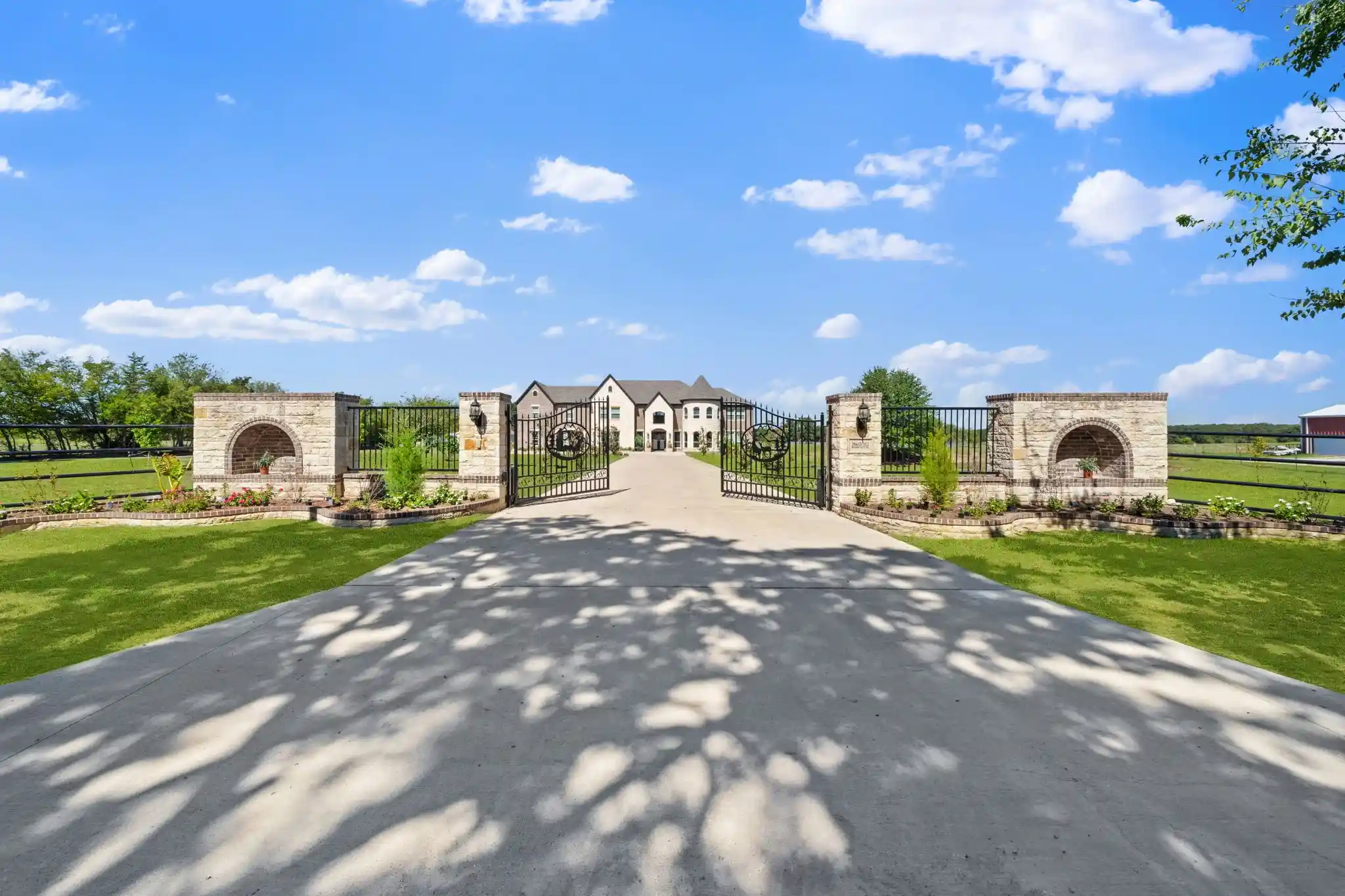 Single family home for sale at 3566 County Rd 2522, Royse City, TX 75189 | MLS# 21421883 | Listing updated on 2026-10-29