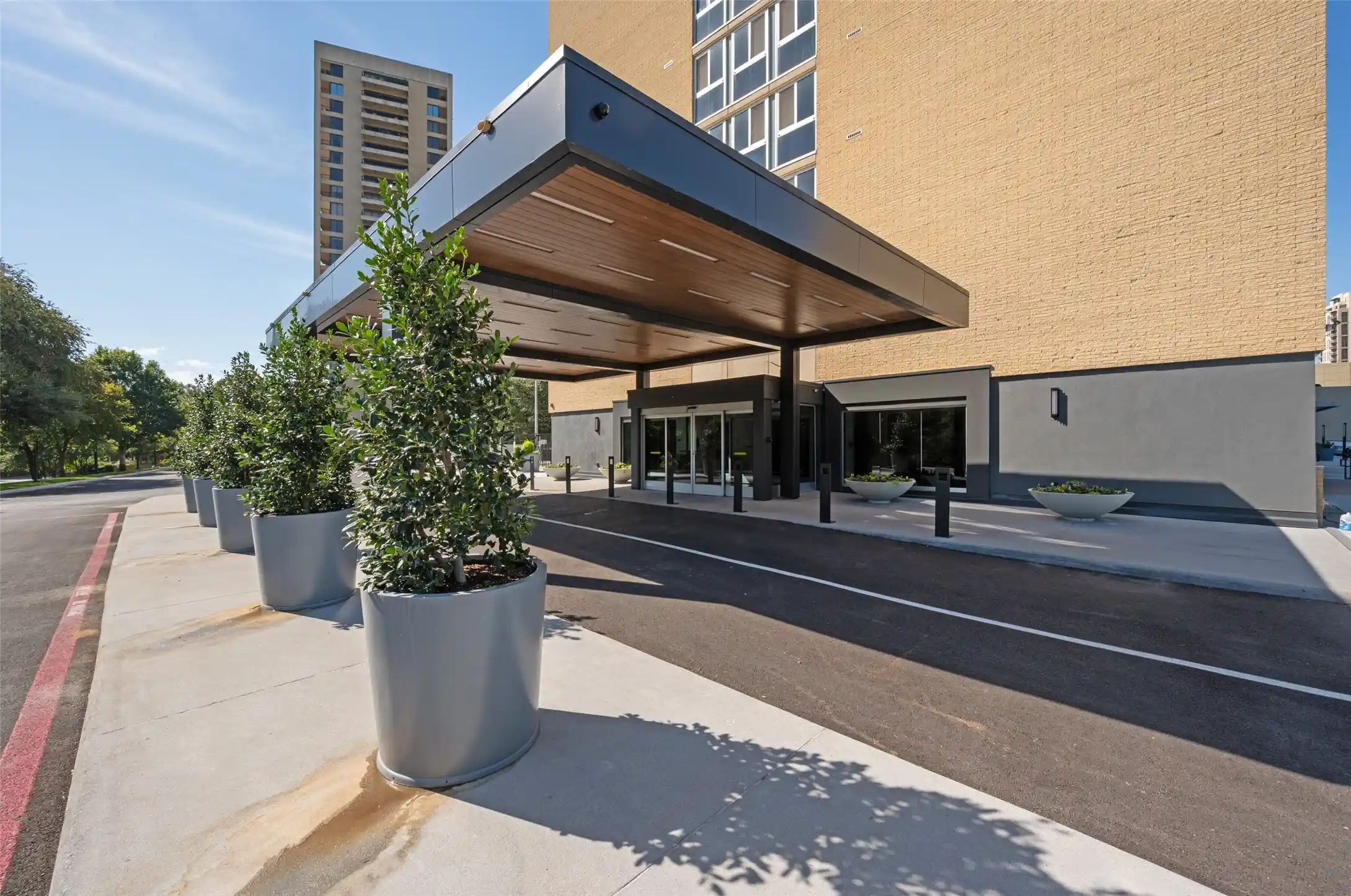 Photo 1 of Condo for sale at 3883 Turtle Crk Blvd #1505, Dallas, TX 75219 | MLS# 21422102 | Listing updated on 2026-10-29