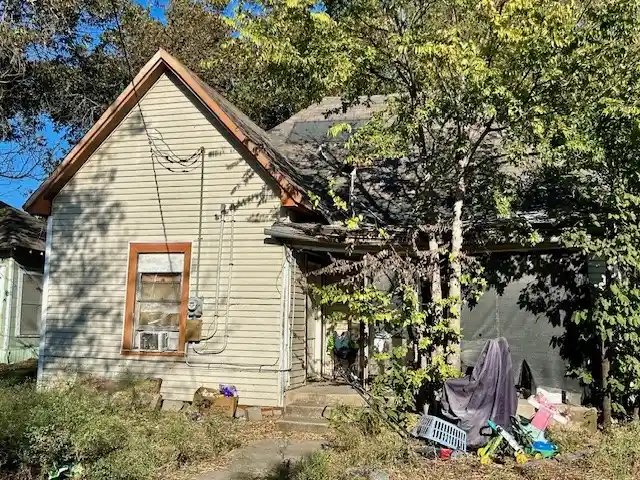 Photo 1 of Single family home for sale at 503 E Navarro Ave, Mart, TX 76664 | MLS# 21422765 | Listing updated on 2026-10-29