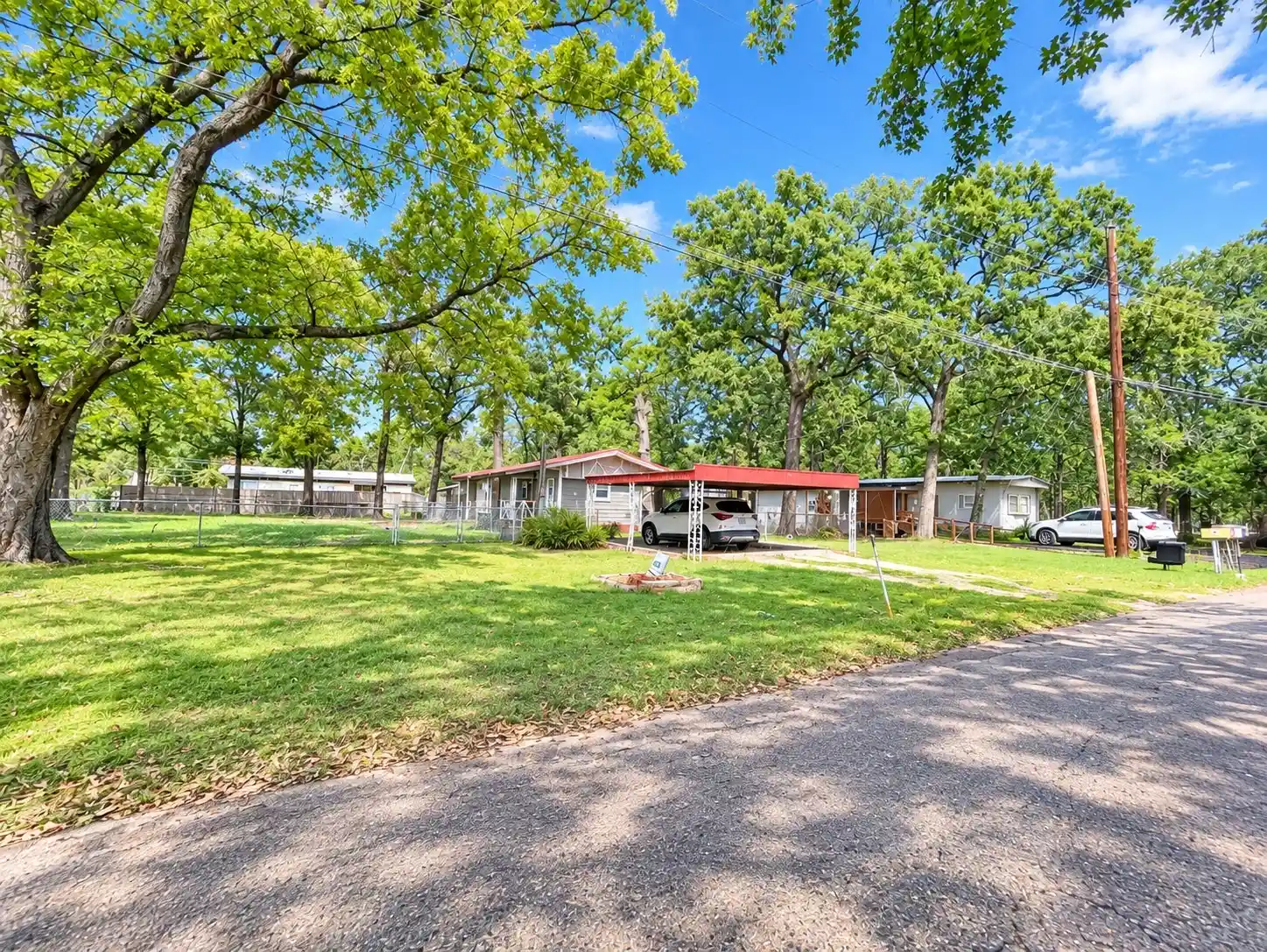 Manufactured home for sale at 108 Red Oak Ln, Mabank, TX 75156 | MLS# 21422485