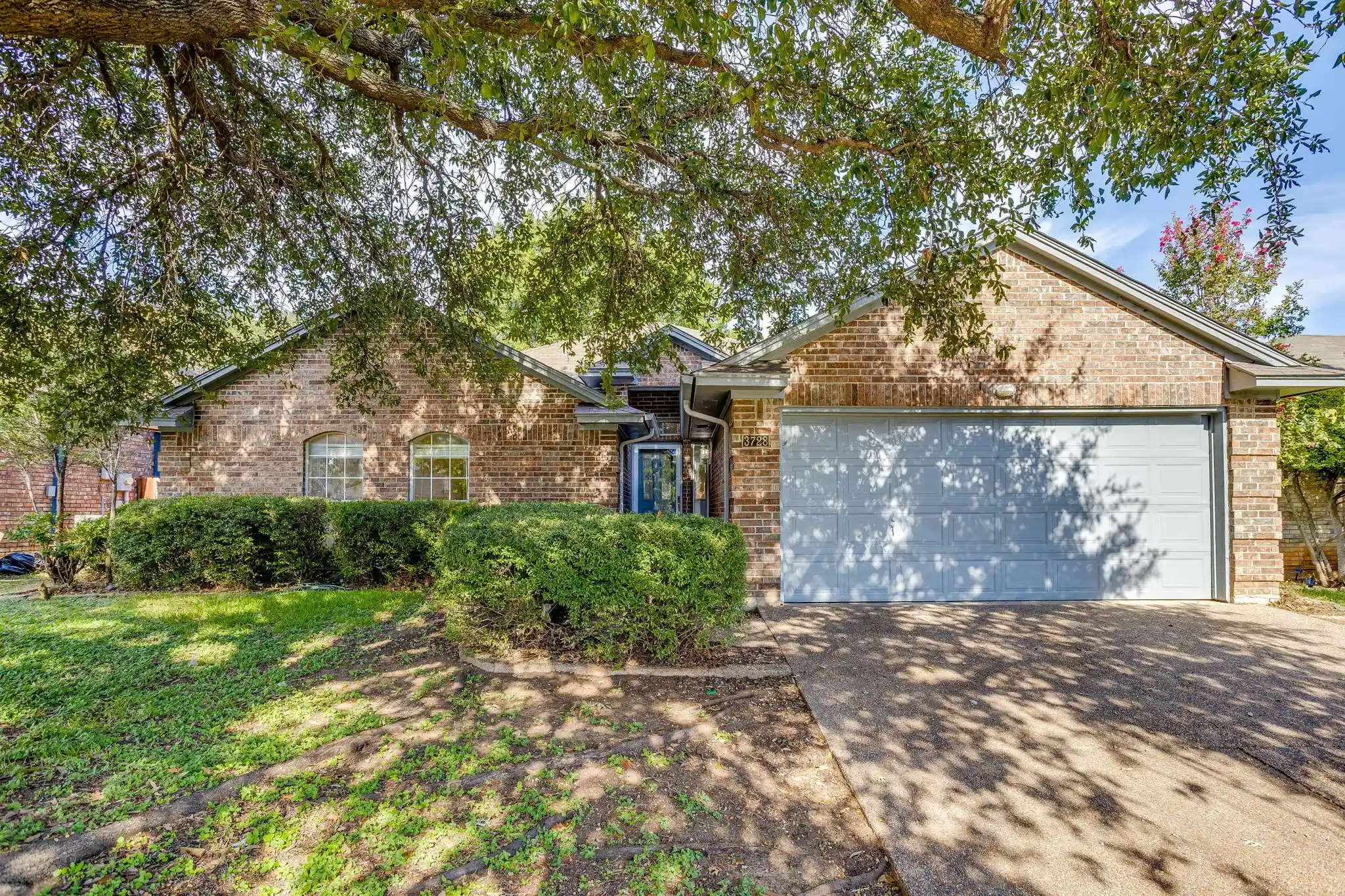 Photo 1 of Single family home for sale at 3728 Fairhaven Dr, Fort Worth, TX 76123 | MLS# 21422655 | Listing updated on 2026-10-29