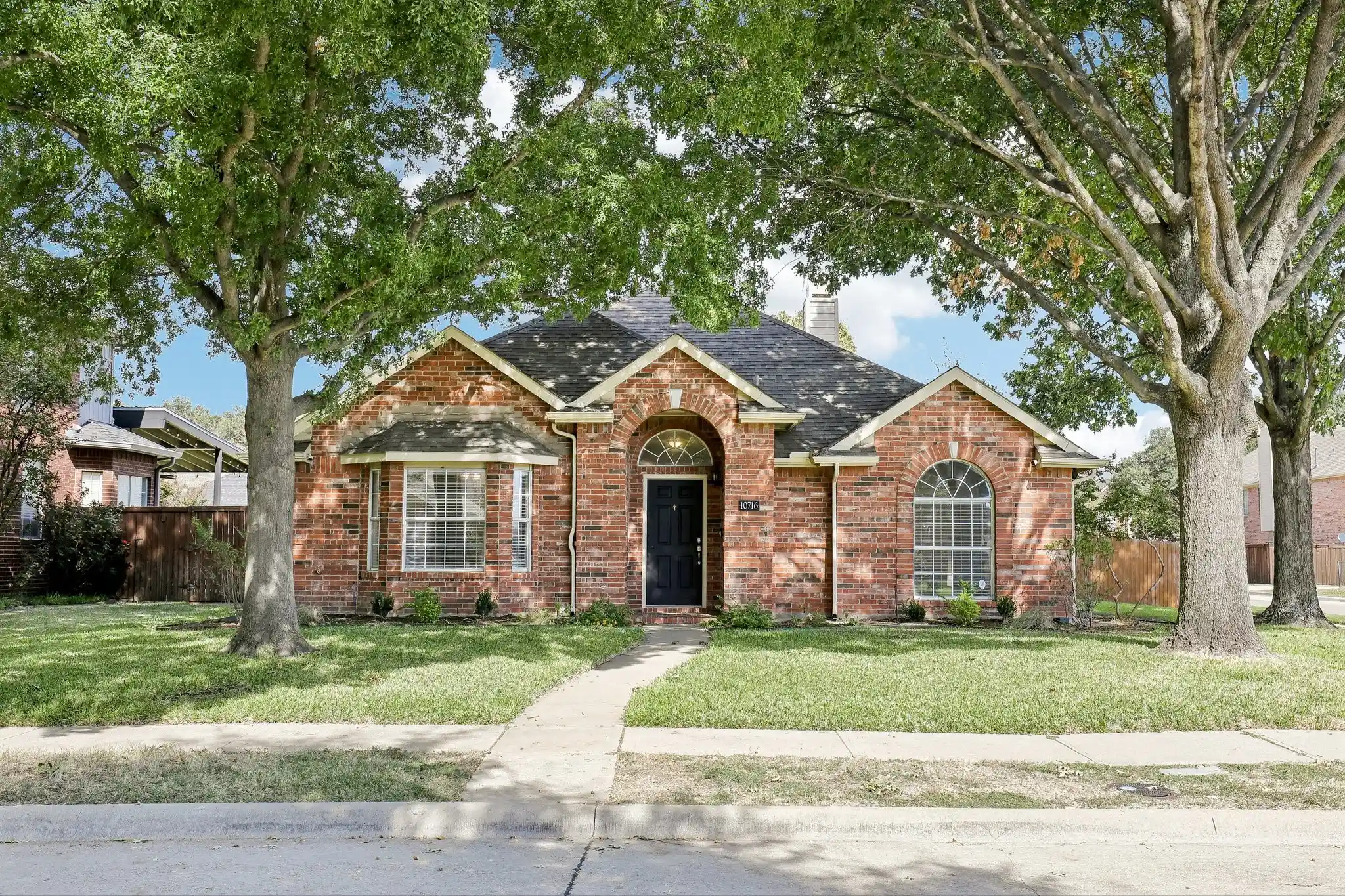 Single family home for sale at 10716 Tallahassee Dr, Frisco, TX 75035 | MLS# 21423169