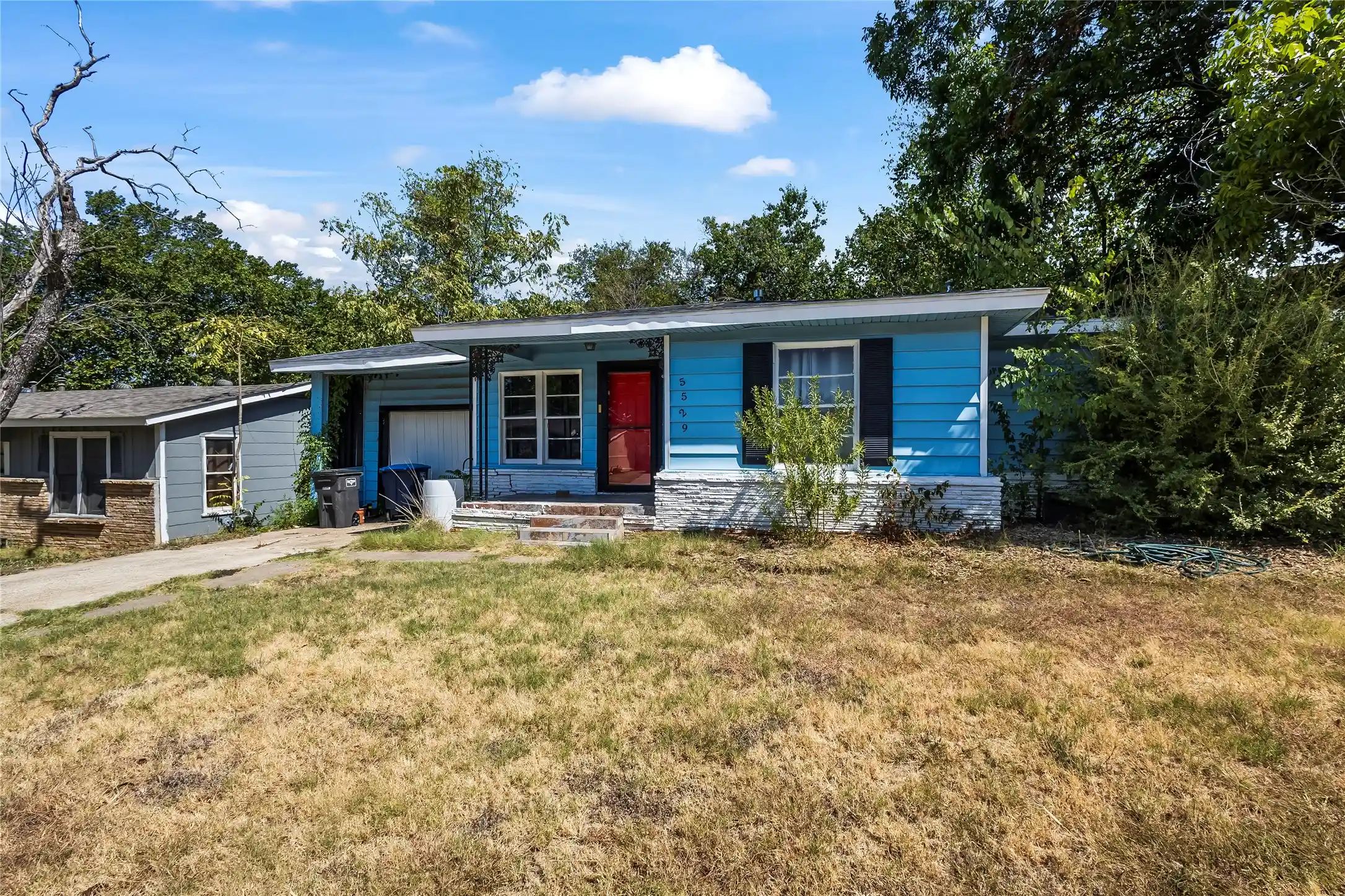 Single family home for sale at 5529 Van Natta Ln, Fort Worth, TX 76112 | MLS# 21419123