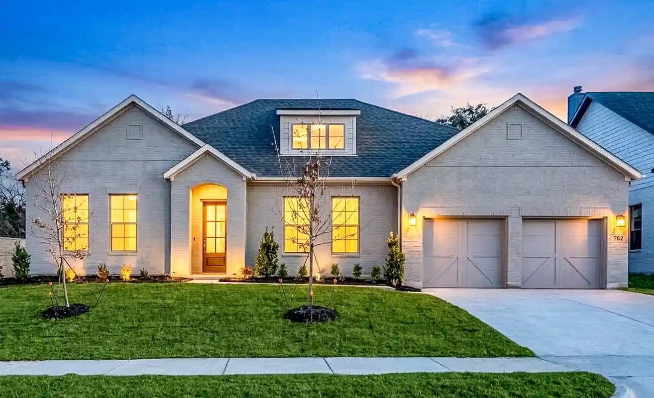 Single family home for sale at 782 Sterling Dr, Fort Worth, TX 76126 | MLS# 21411928