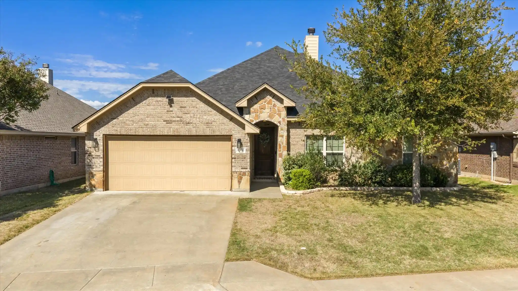Single family home for sale at 4303 Logan Cir, Granbury, TX 76049 | MLS# 21418466