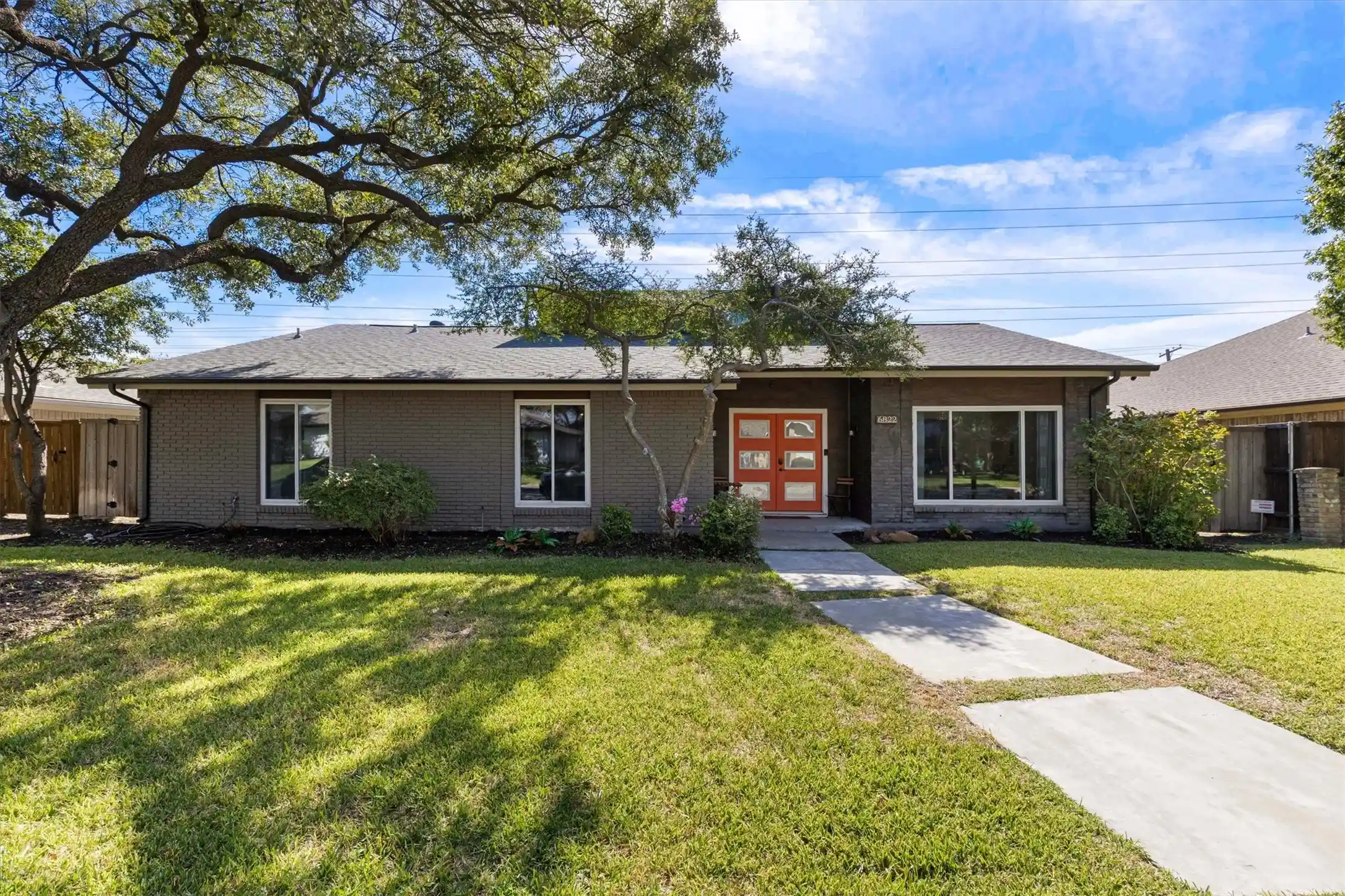 Single family home for sale at 6822 Saint Anne St, Dallas, TX 75248 | MLS# 21421895