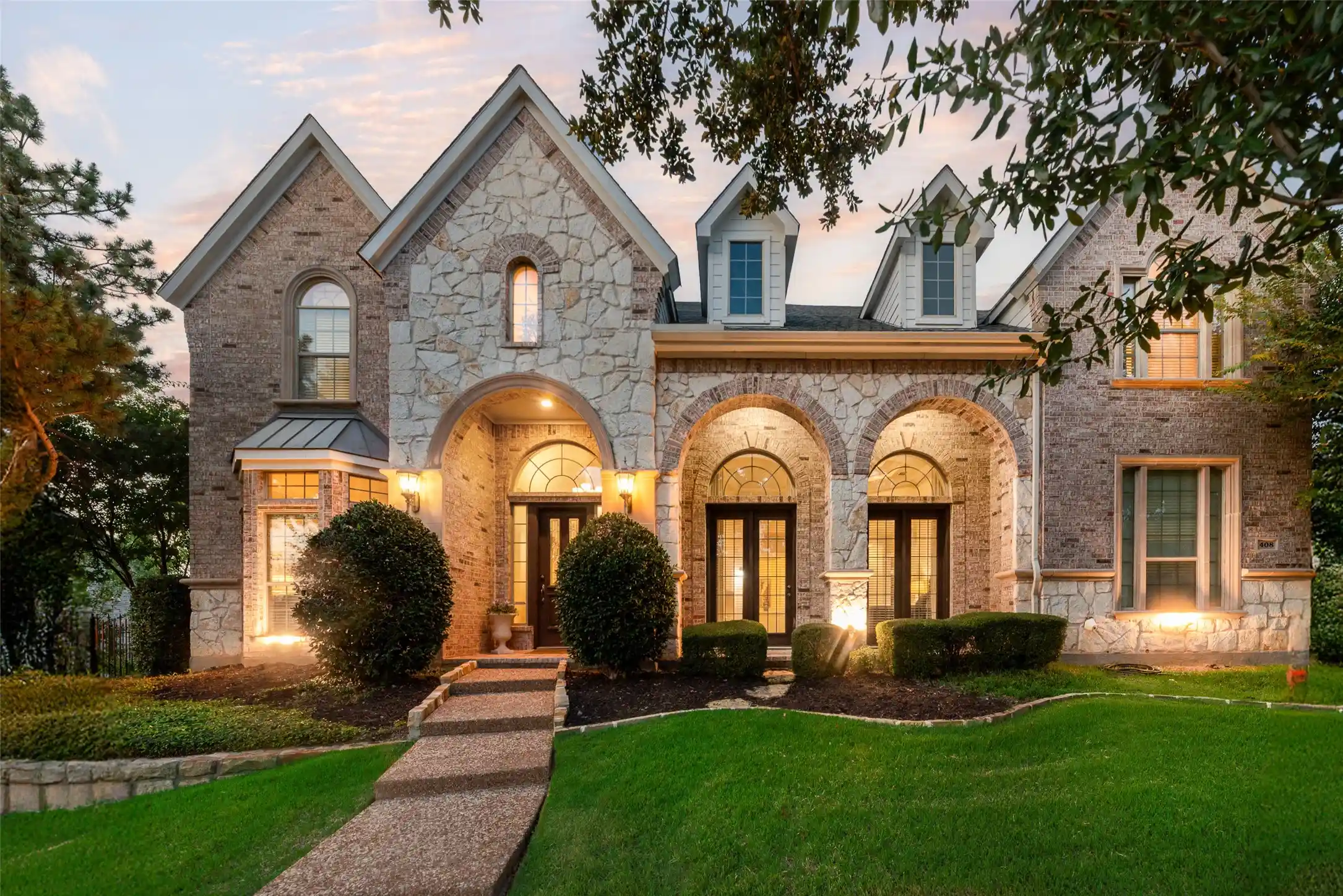 Single family home for sale at 408 Stockton Dr, Southlake, TX 76092 | MLS# 21423396