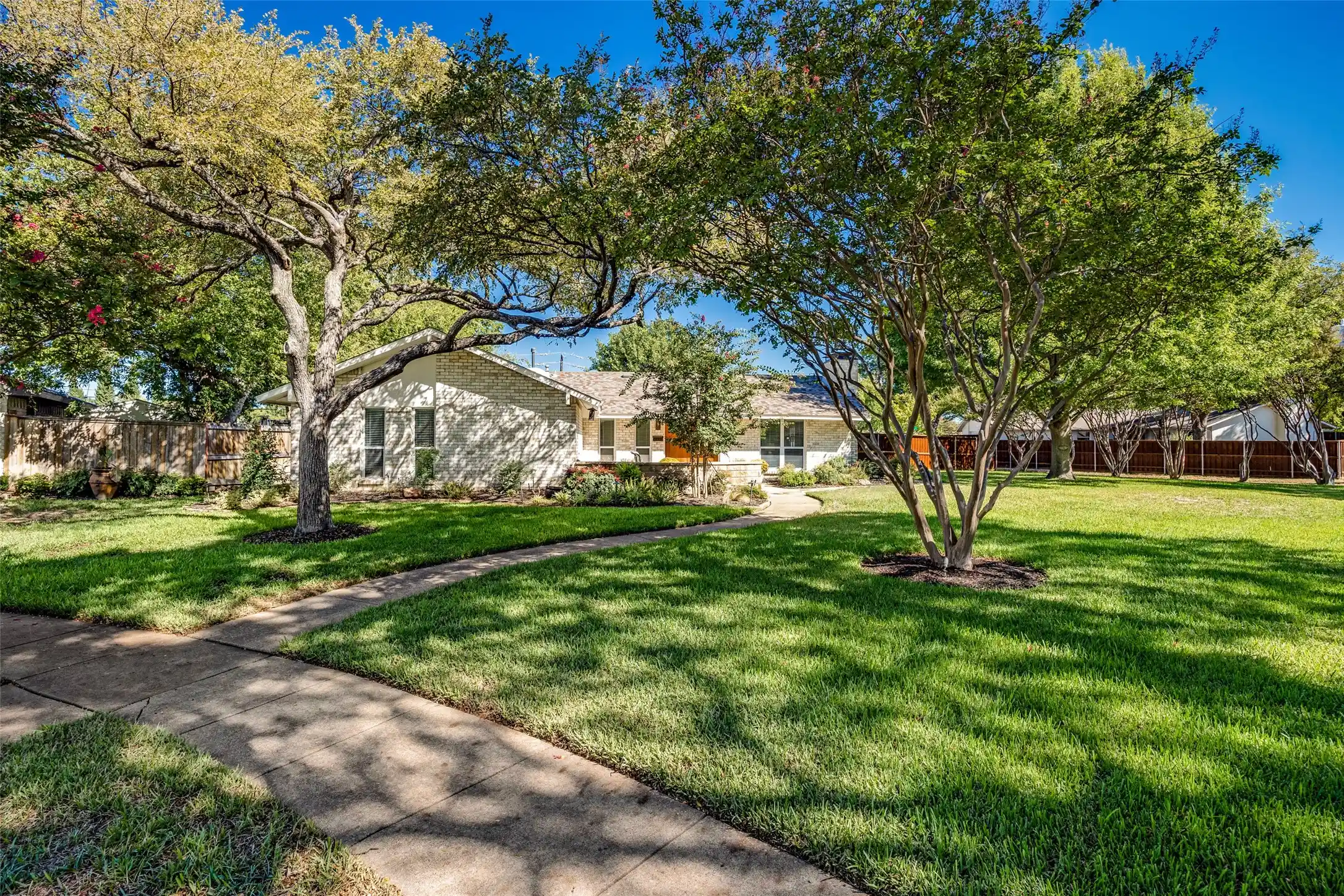 Single family home for sale at 12555 Lochmeadows Dr, Dallas, TX 75244 | MLS# 21421703
