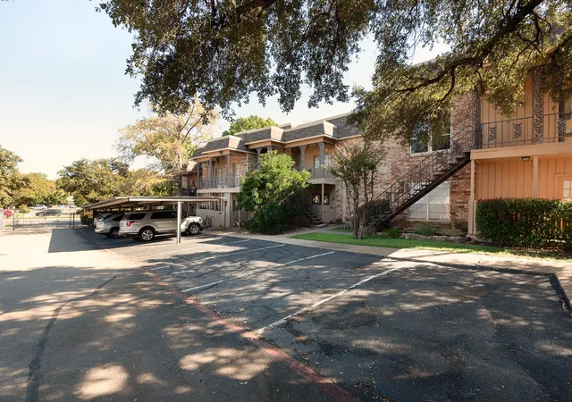 Photo 1 of Condo for sale at 4415 Bellaire Dr S #102S, Fort Worth, TX 76109 | MLS# 21423453 | Listing updated on 2026-10-30