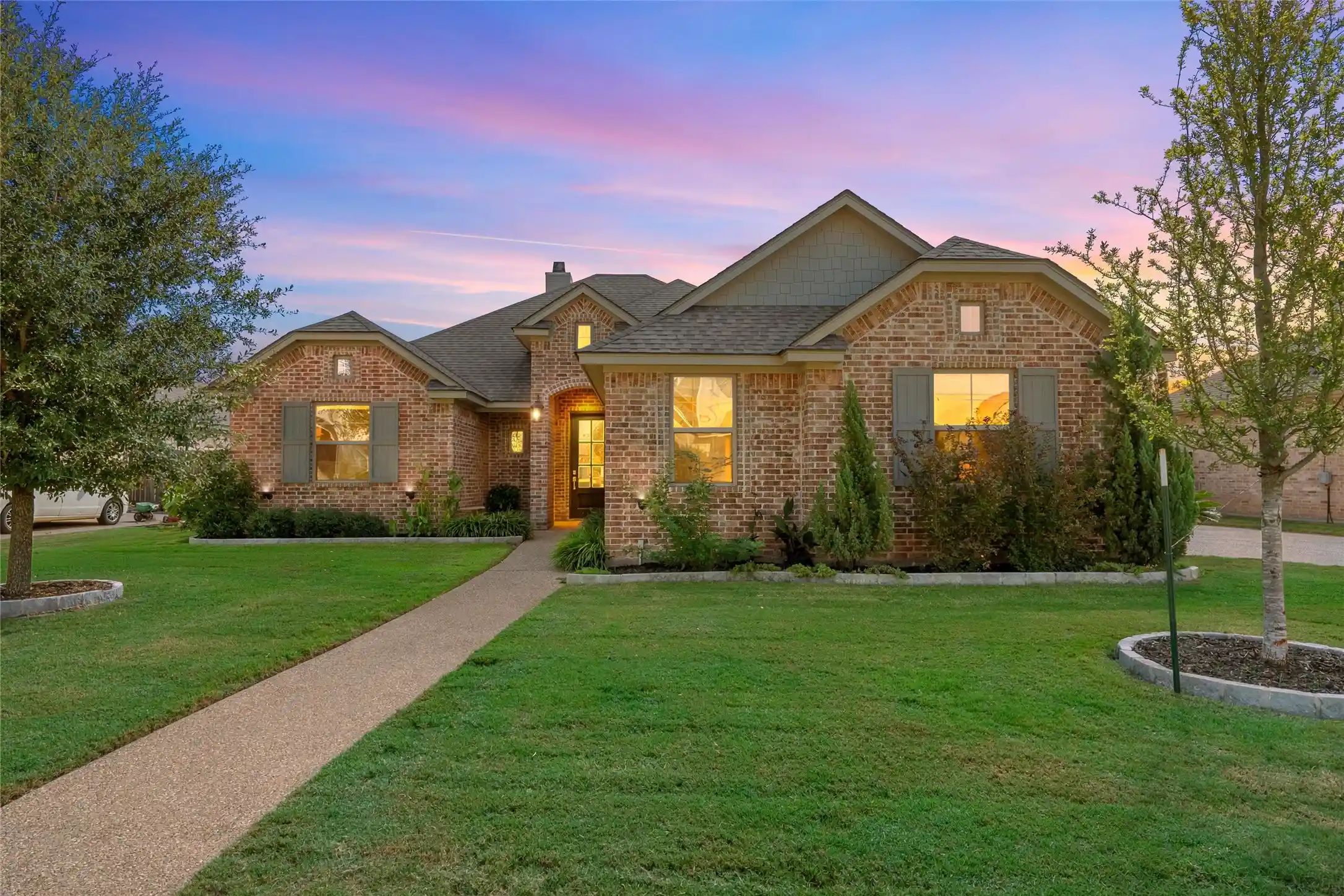 Single family home for sale at 10313 Creekside Ln, Woodway, TX 76712 | MLS# 21421162