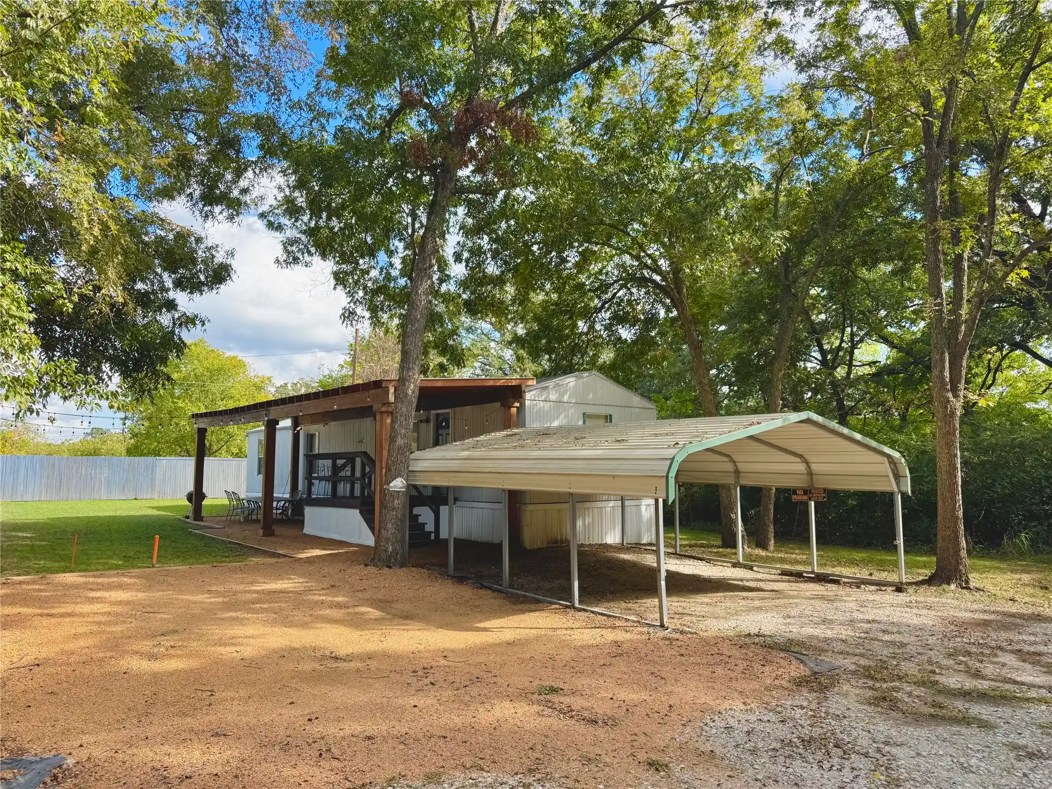 Manufactured home for sale at 96 Choctaw Dr, Gordonville, TX 76245 | MLS# 21423509