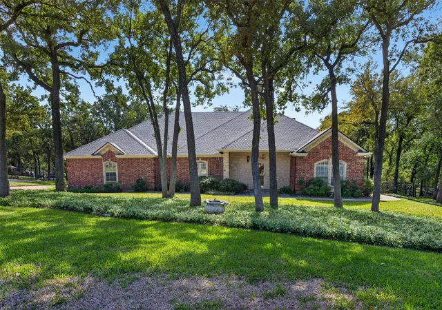 Single family home for sale at 1215 W Buffalo Trl, Joshua, TX 76058 | MLS# 21414125