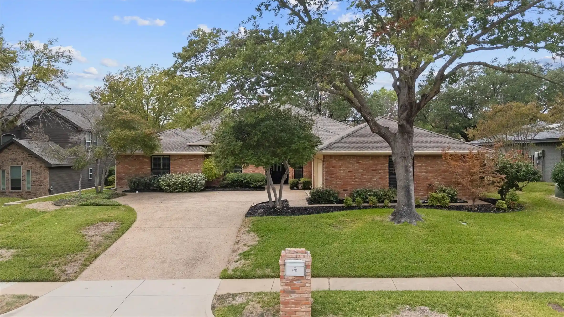Single family home for sale at 6737 Lake Shore Dr, Garland, TX 75044 | MLS# 21423402