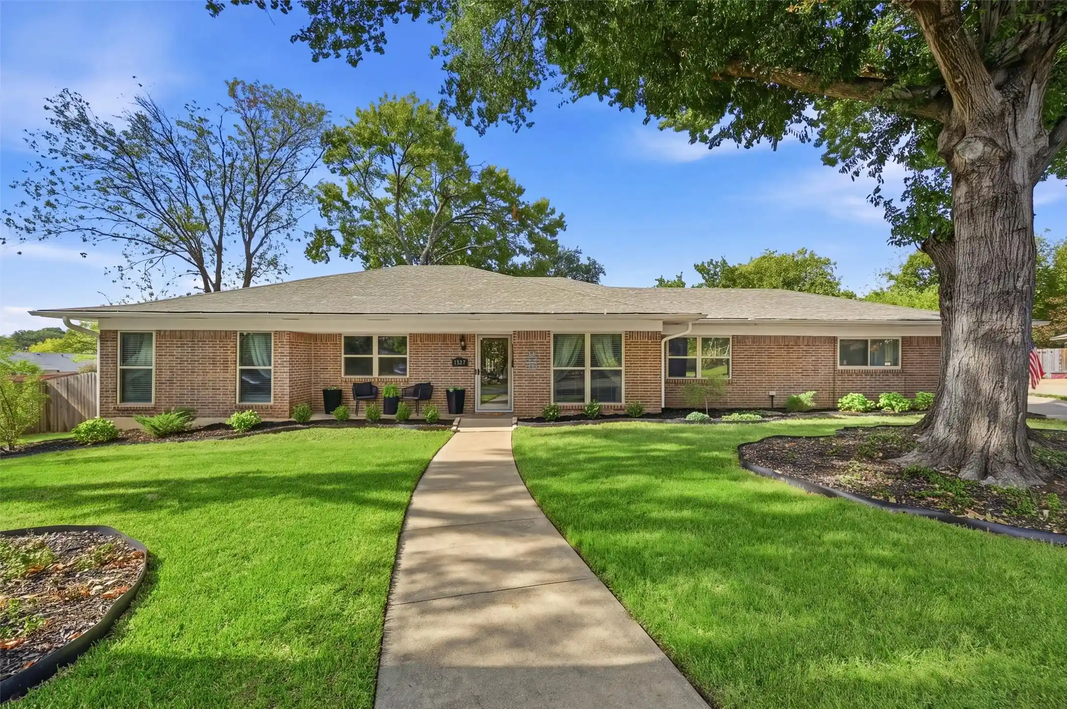 Single family home for sale at 1817 Catalina Cir, Sherman, TX 75092 | MLS# 21423712