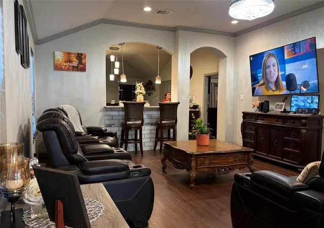 Photo 3 of Single family home for sale at 2810 Britton Dr, Dallas, TX 75216 | MLS# 21423723 | Listing updated on 2026-10-30