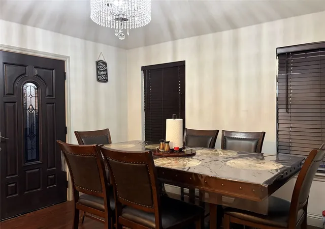 Photo 4 of Single family home for sale at 2810 Britton Dr, Dallas, TX 75216 | MLS# 21423723 | Listing updated on 2026-10-30