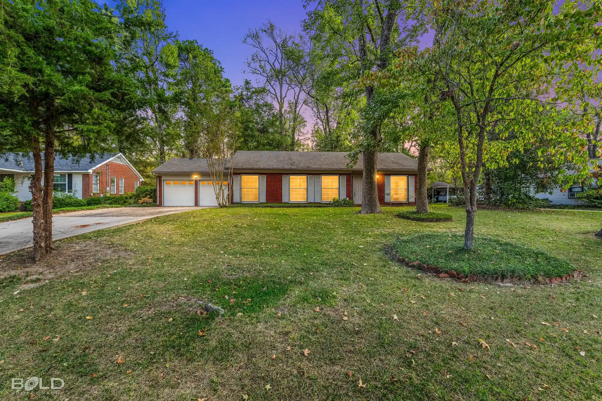 Single family home for sale at 3724 Bobbitt Dr, Shreveport, LA 71107 | MLS# 21423844 | Listing updated on 2026-10-29