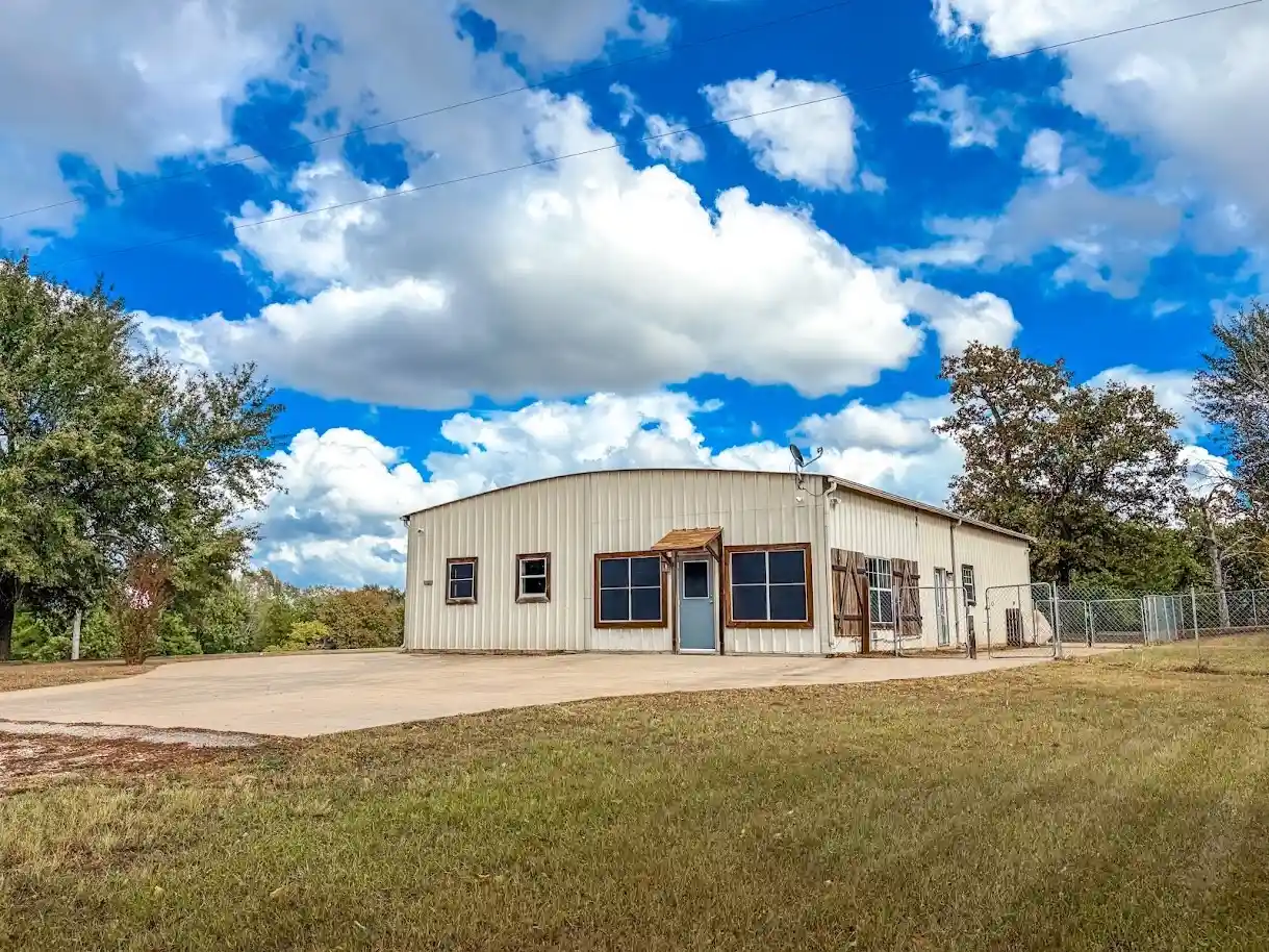 Single family home for sale at 297 County Rd 441, Fairfield, TX 75840 | MLS# 21423050