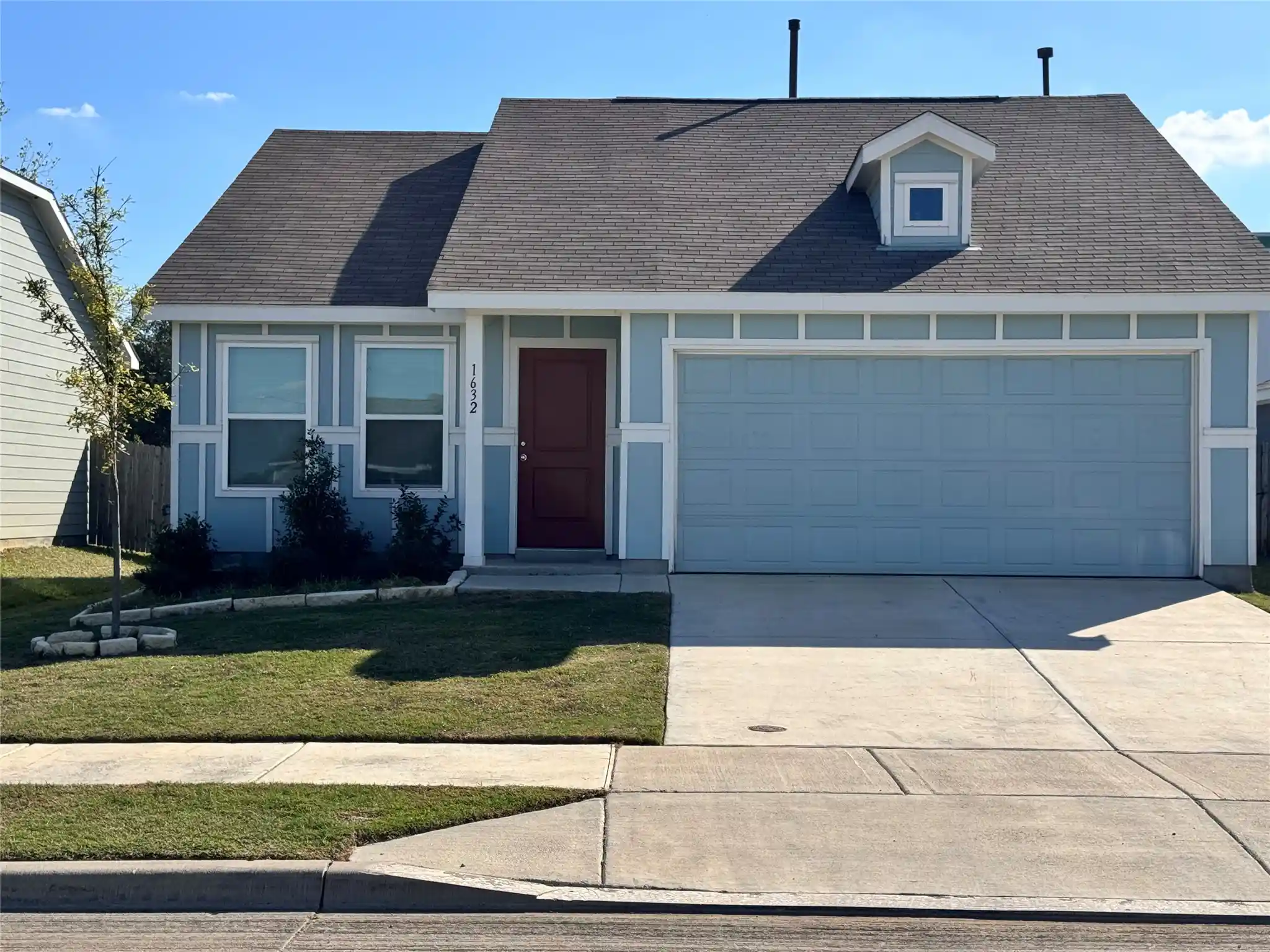 Photo 1 of Single family home for sale at 1632 Dora Dr, Fort Worth, TX 76119 | MLS# 21423889 | Listing updated on 2026-10-31