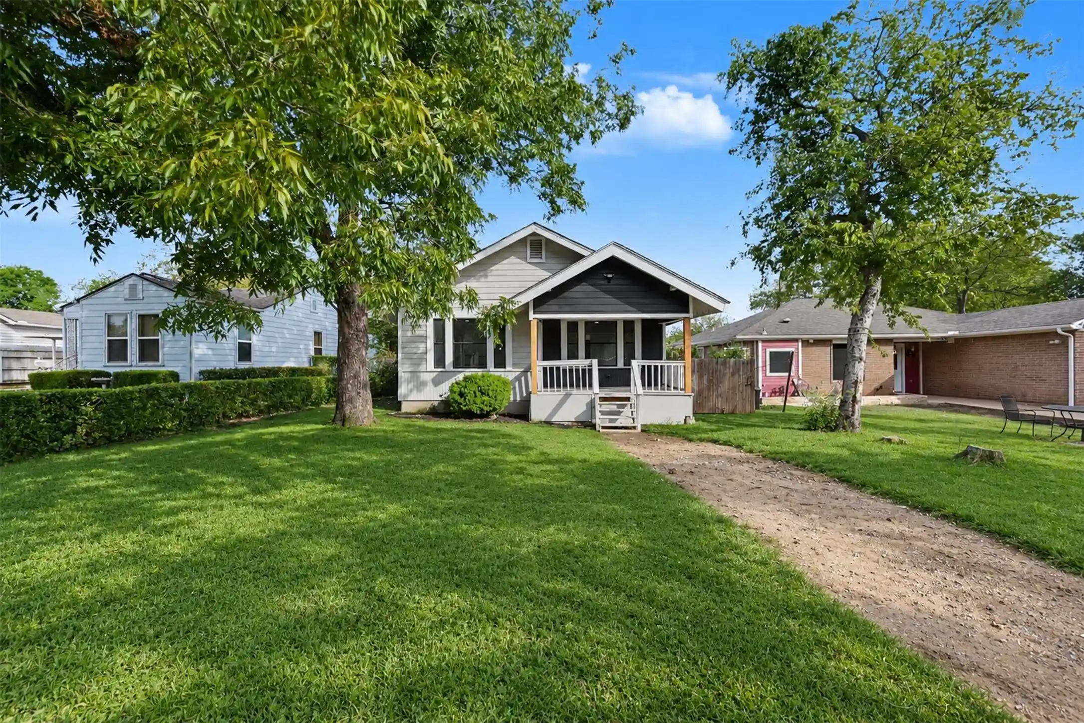 Single family home for sale at 5808 Wellesley Ave, Fort Worth, TX 76107 | MLS# 21423914