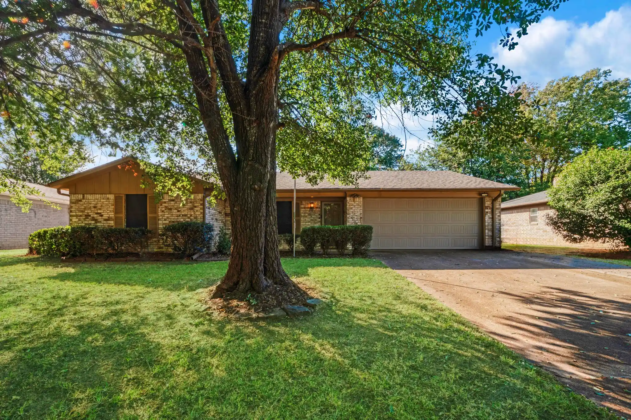 Single family home for sale at 335 34th Street NE, Paris, TX 75460 | MLS# 21423919