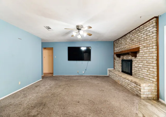 Photo 2 of Single family home for sale at 335 34th Street NE, Paris, TX 75460 | MLS# 21423919 | Listing updated on 2026-10-30
