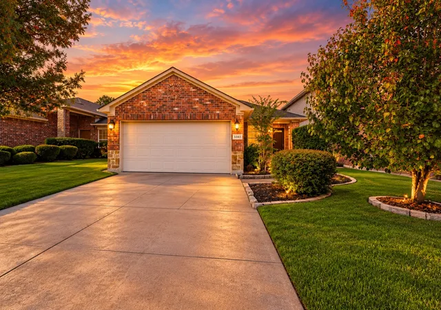 Single family home for sale at 5061 Britton Ridge Ln, Fort Worth, TX 76179 | MLS# 21423900