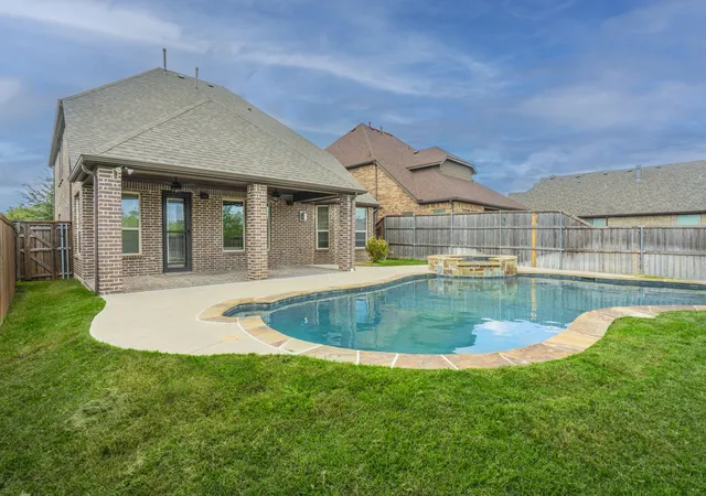 Photo 1 of Single family home for sale at 10132 Haversham Dr, Fort Worth, TX 76131 | MLS# 21422396 | Listing updated on 2026-10-30