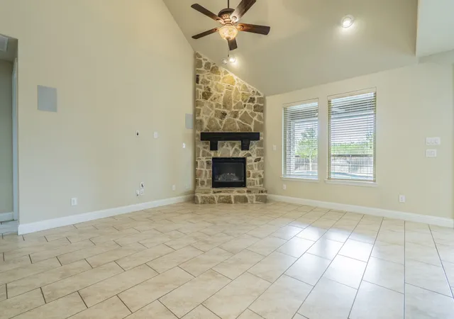 Photo 4 of Single family home for sale at 10132 Haversham Dr, Fort Worth, TX 76131 | MLS# 21422396 | Listing updated on 2026-10-30