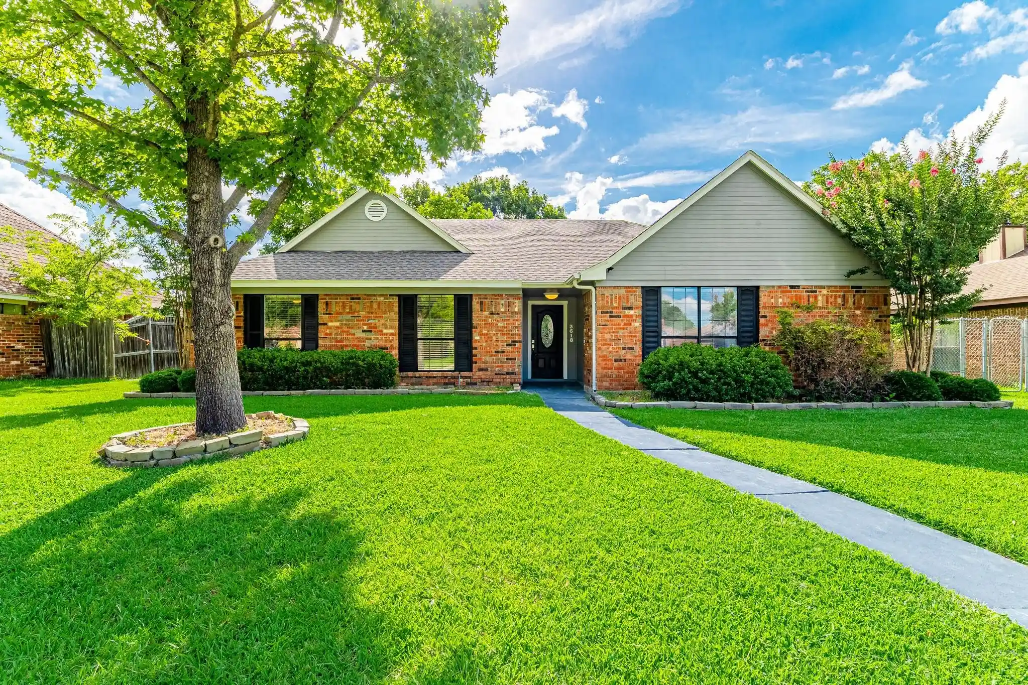 Single family home for sale at 3618 Flagstone Ave, Rowlett, TX 75088 | MLS# 21423975