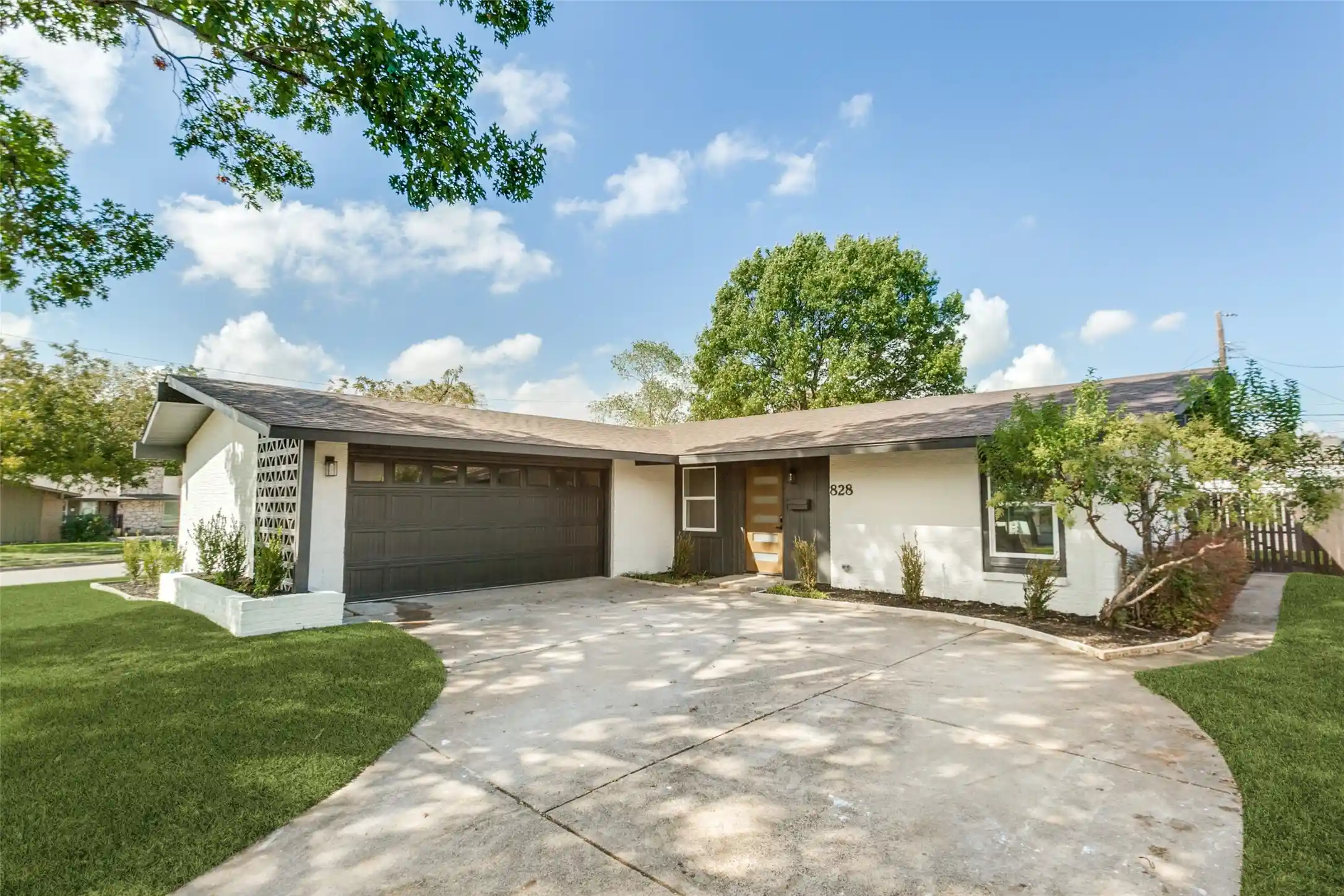 Single family home for sale at 828 Melrose Dr, Richardson, TX 75080 | MLS# 21424076