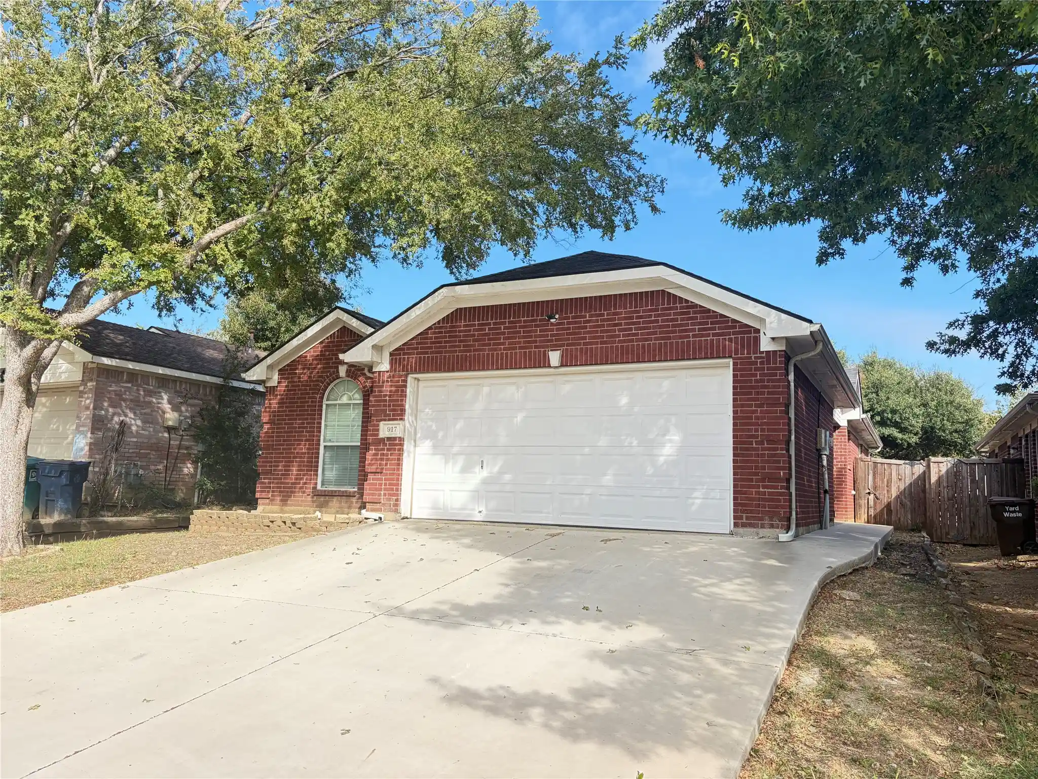 Single family home for sale at 917 Cruise St, Denton, TX 76207 | MLS# 21424138