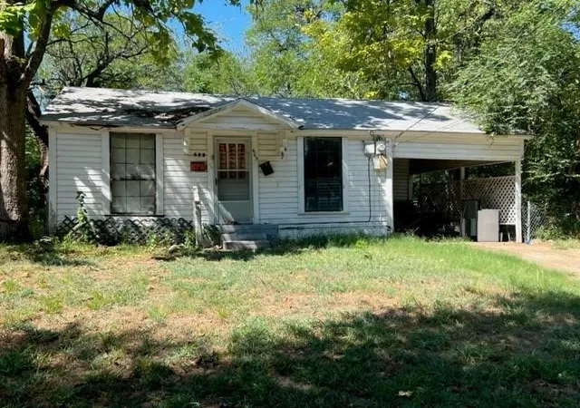 Single family home for sale at 605 11th Street NW, Paris, TX 75460 | MLS# 21424238 | Listing updated on 2026-10-30