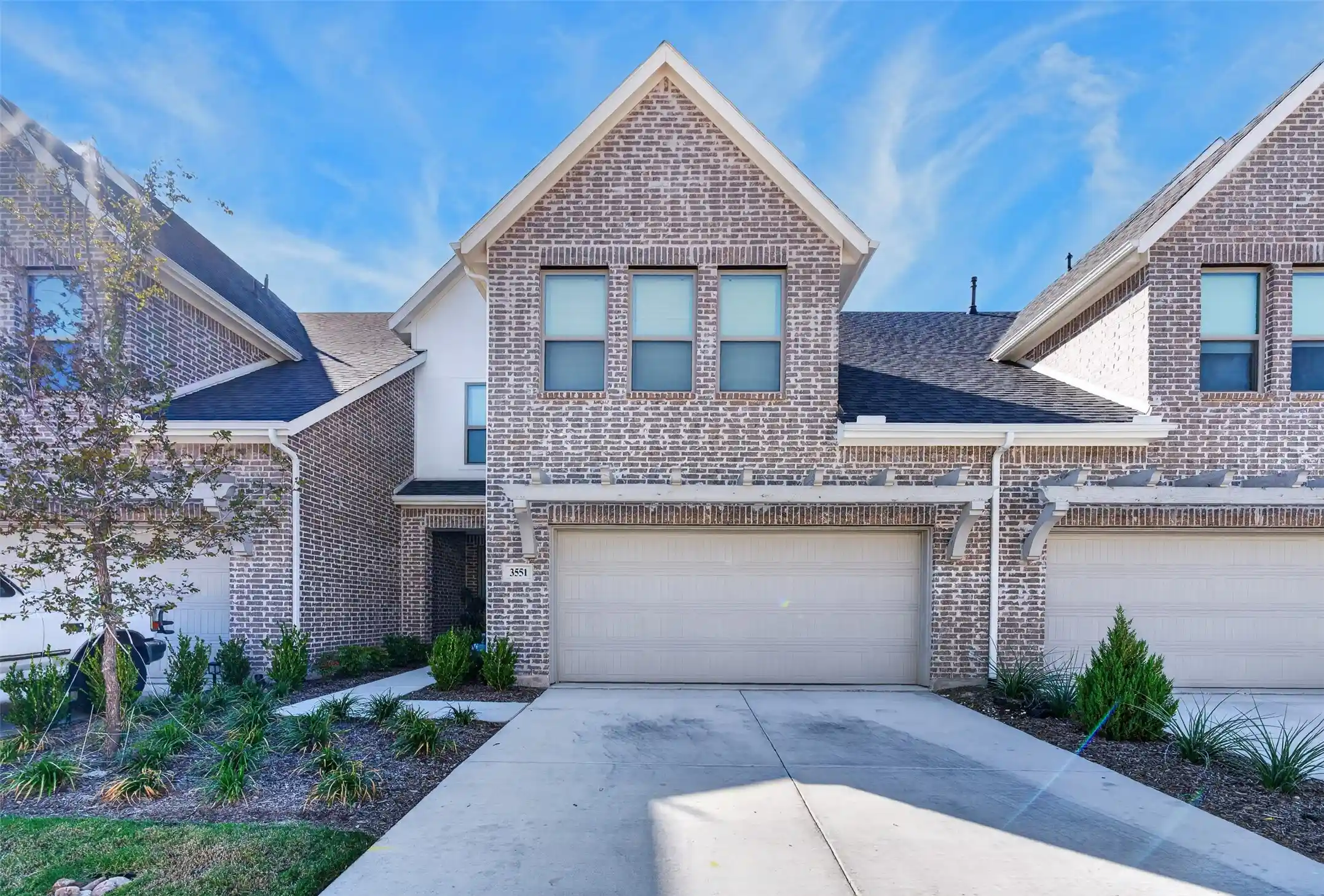 Townhouse for sale at 3551 Pierce Ln, Grand Prairie, TX 75052 | MLS# 21424054